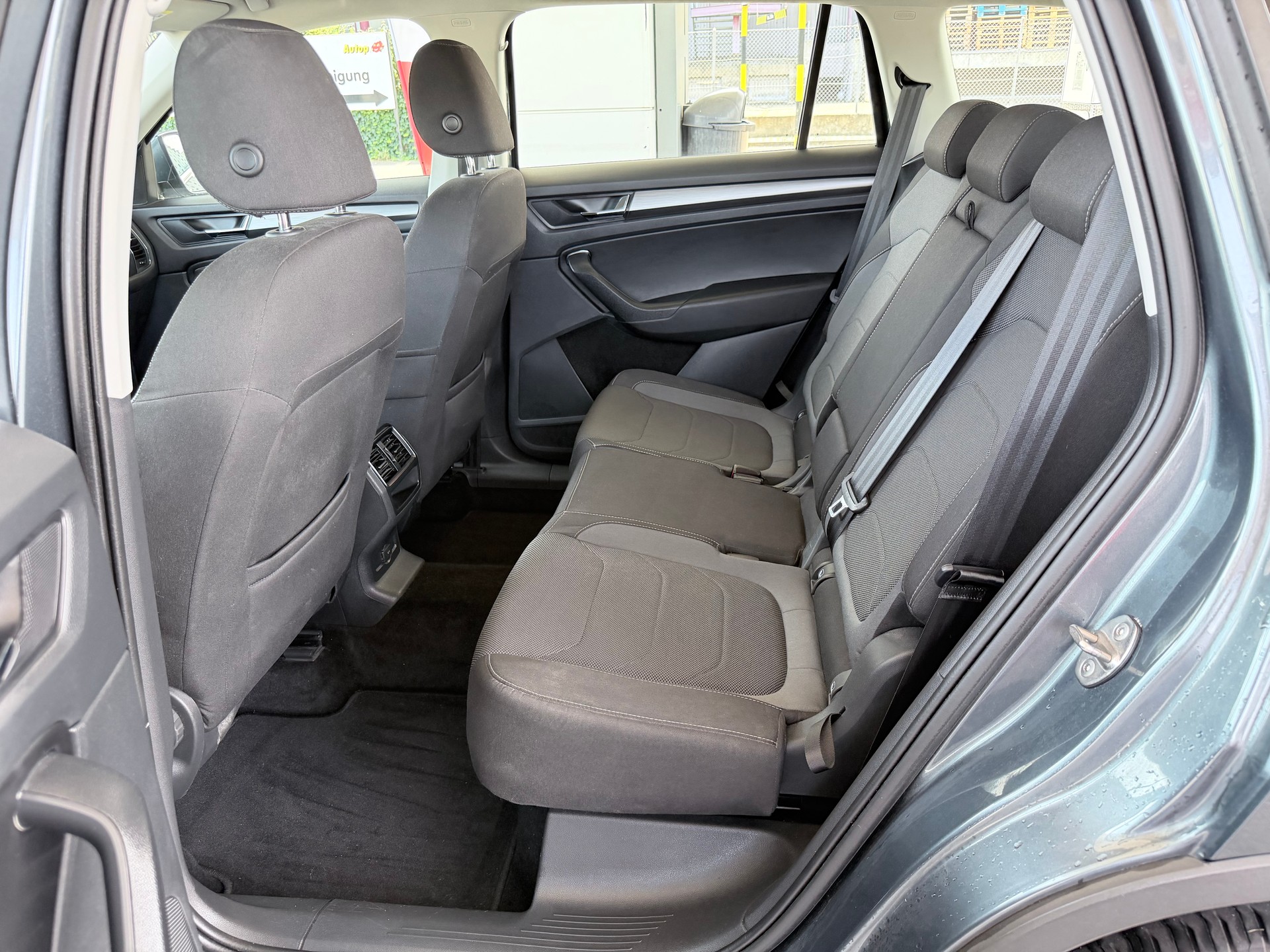 SKODA Kodiaq 2.0 TSI Ambition 4x4-image-9