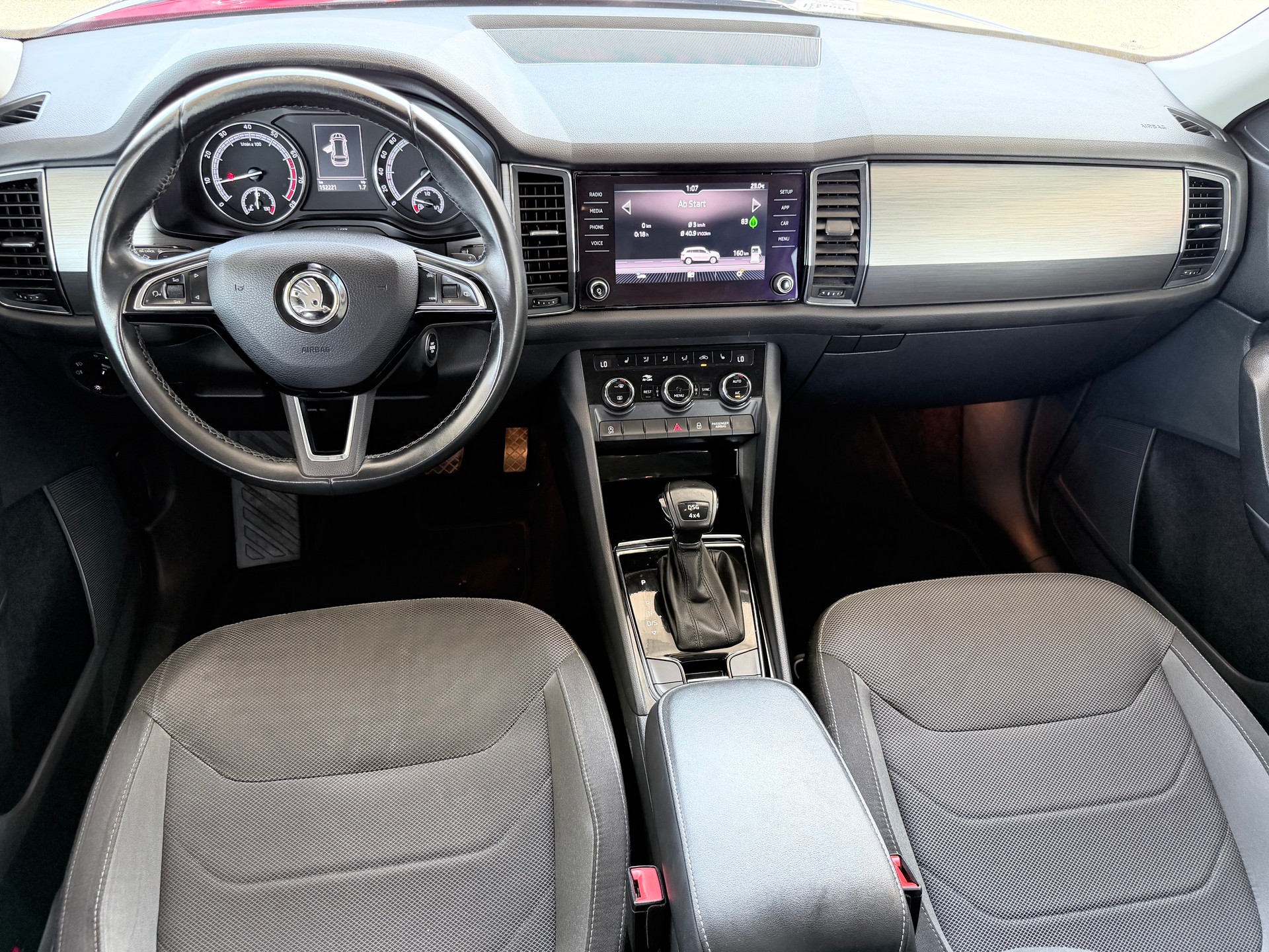SKODA Kodiaq 2.0 TSI Ambition 4x4-image-5