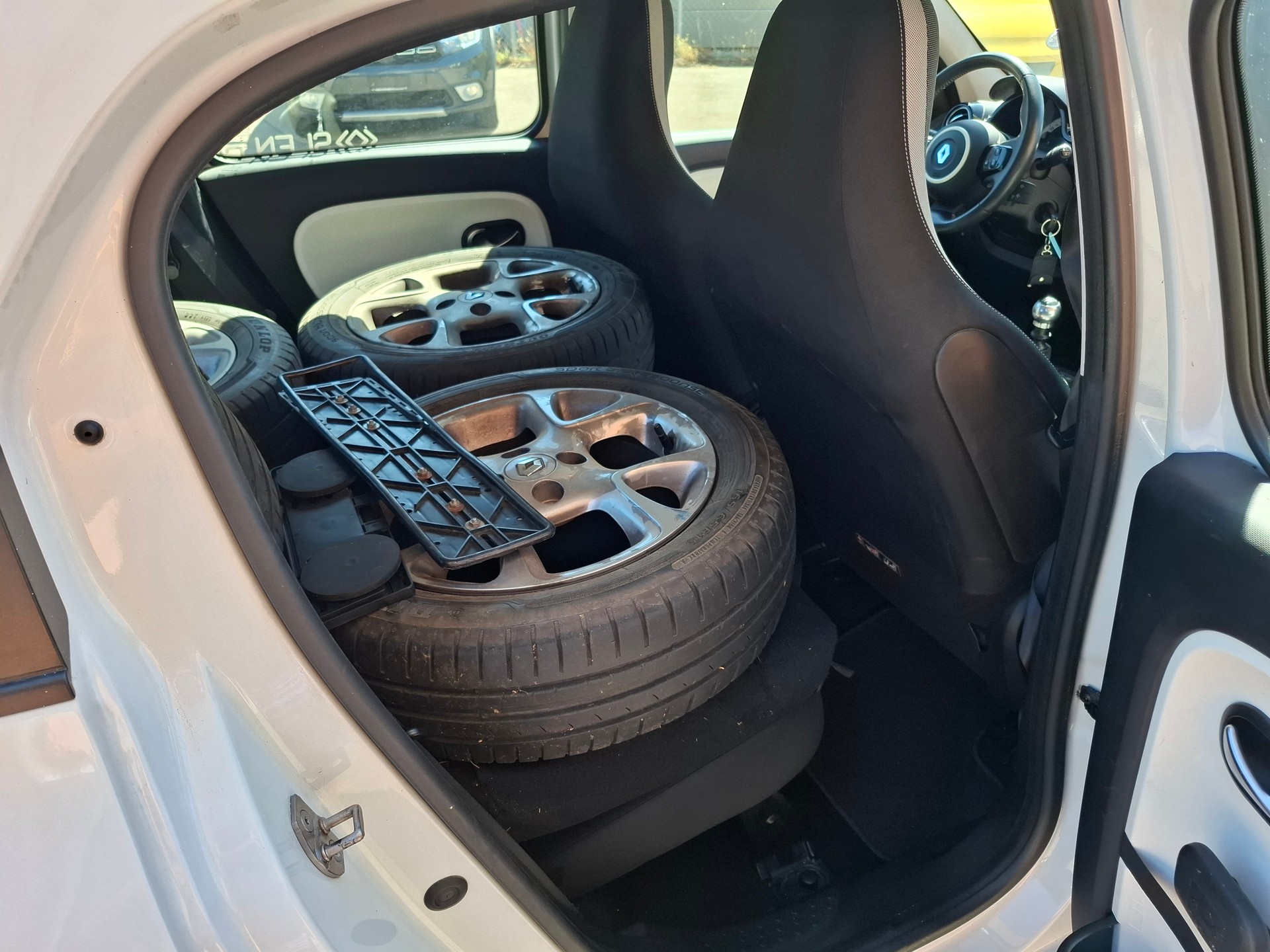 RENAULT Twingo 0.9 Intens-image-7