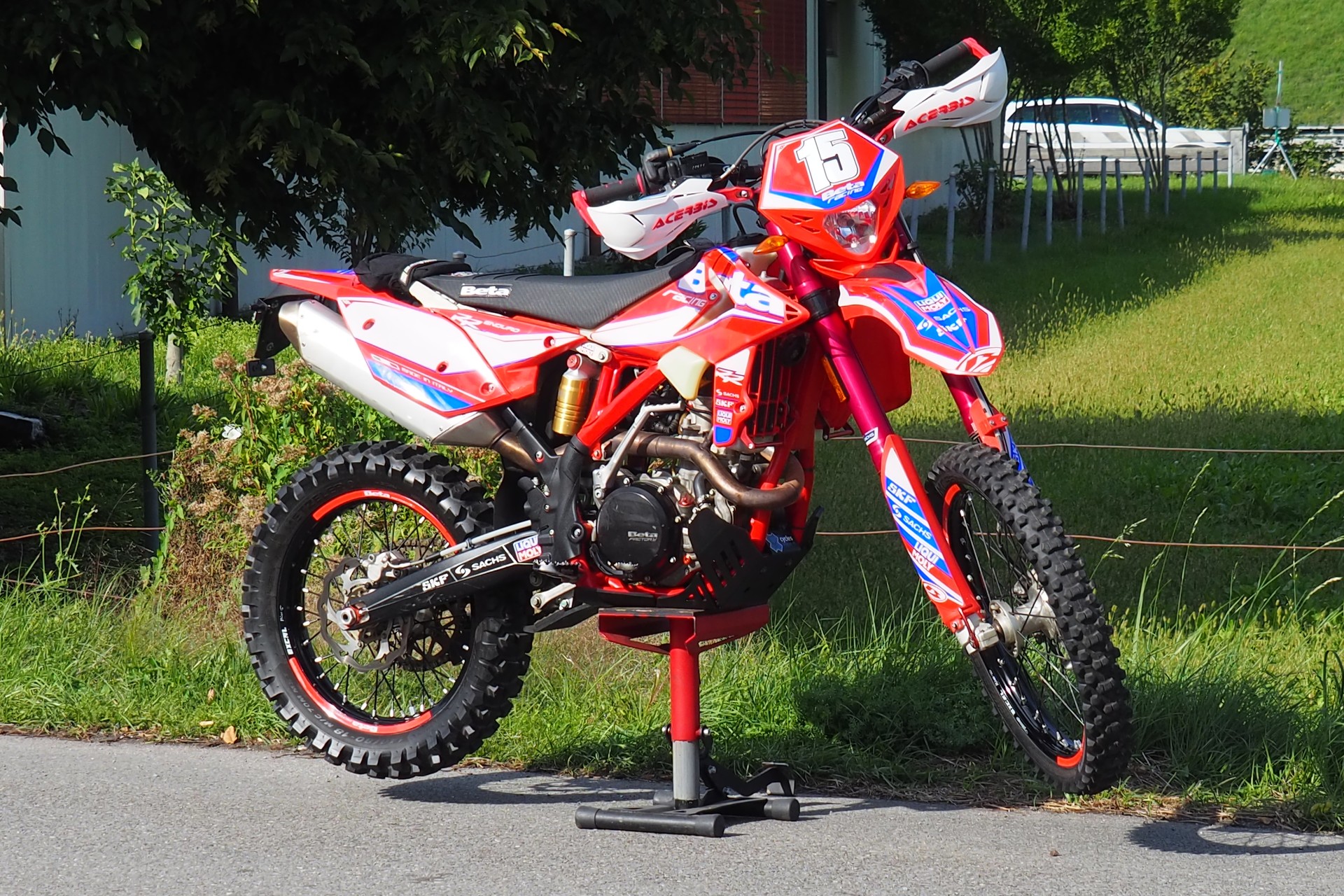 BETA RR 350-4T EFI Enduro-showroom-element-2