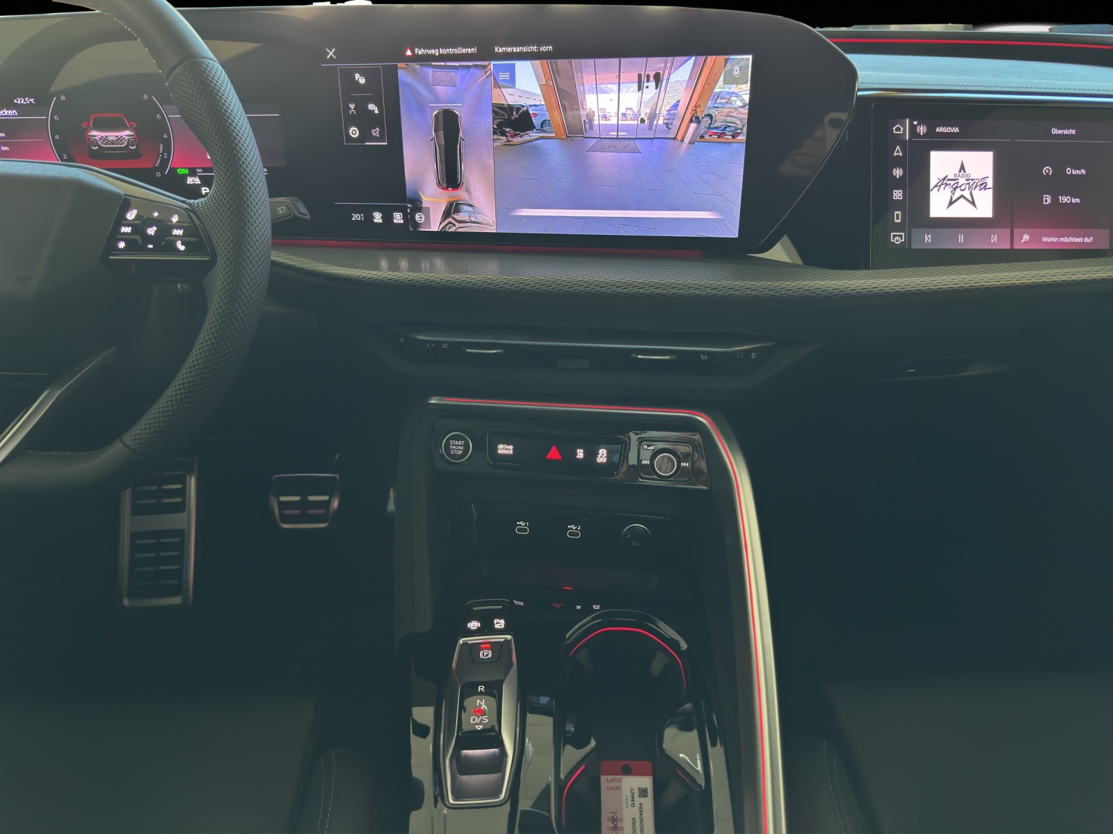 AUDI Q5 Sportback TFSI quattro 150 kW S-tronic-image-11