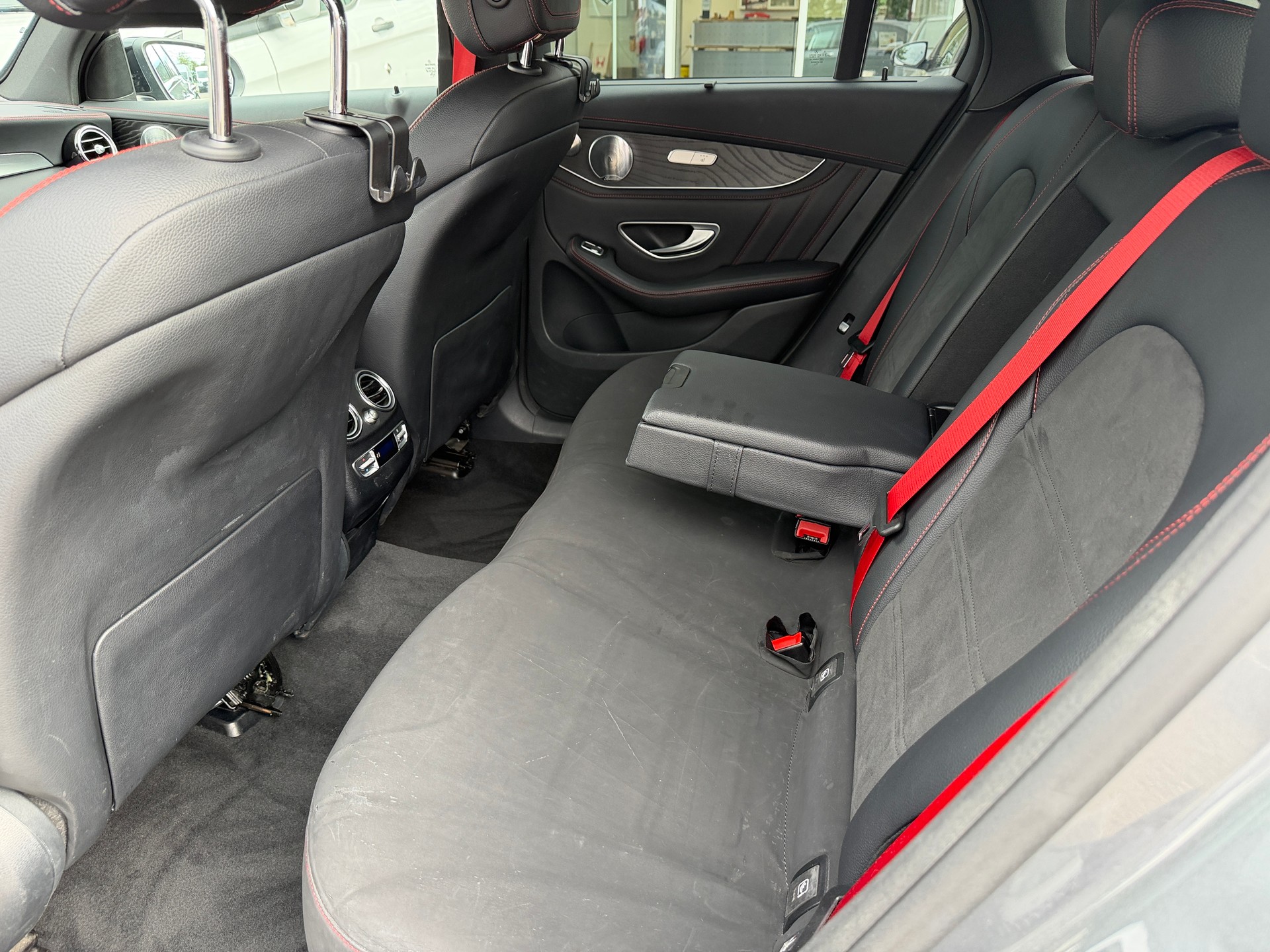 MERCEDES-BENZ GLC 43 AMG 4Matic 9G-Tronic-image-18