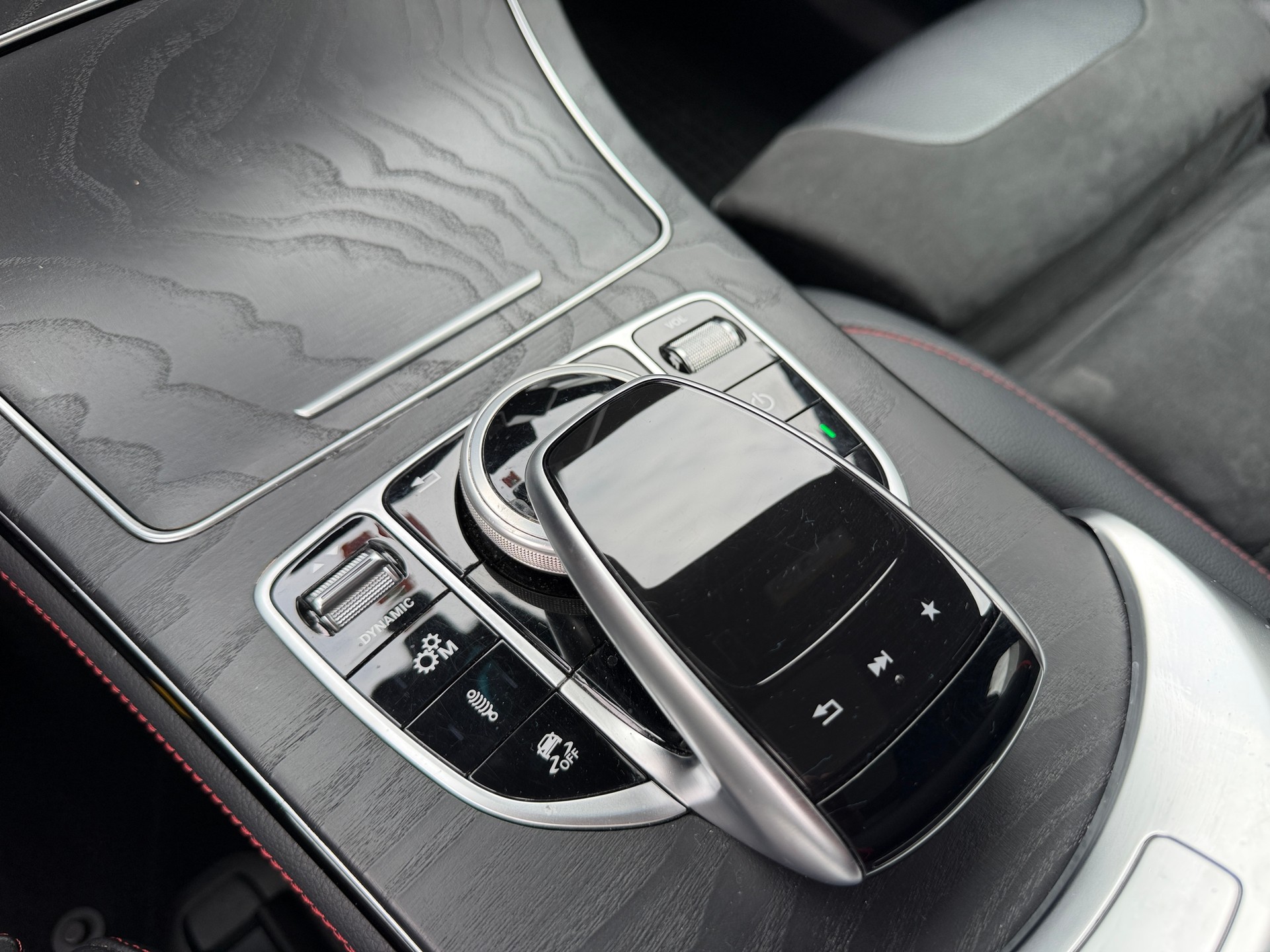 MERCEDES-BENZ GLC 43 AMG 4Matic 9G-Tronic-image-14