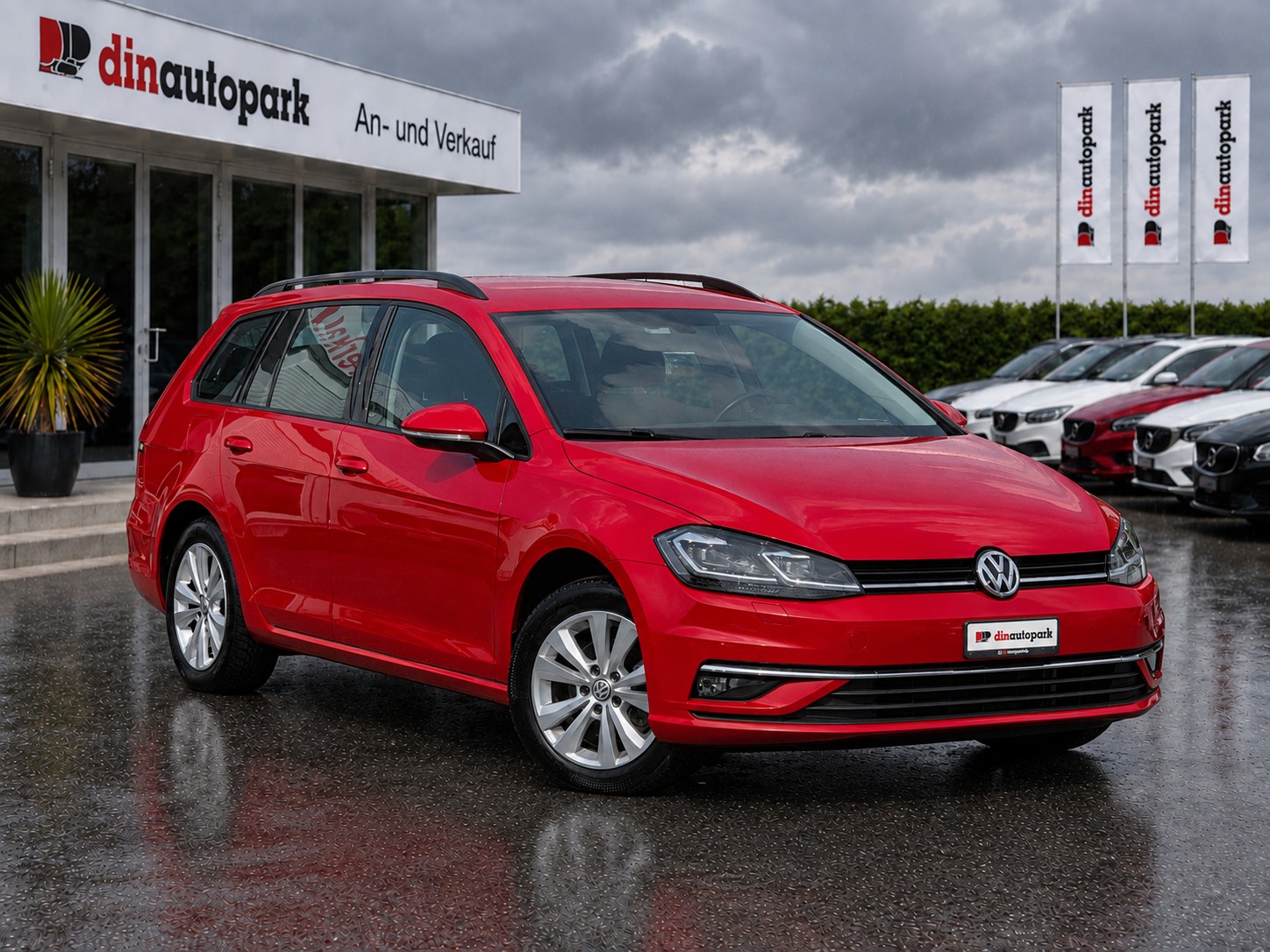 VW Golf Variant 2.0 TDI Comfortline DSG * CH-Fahrzeug * Frisch ab MFK *-image-1