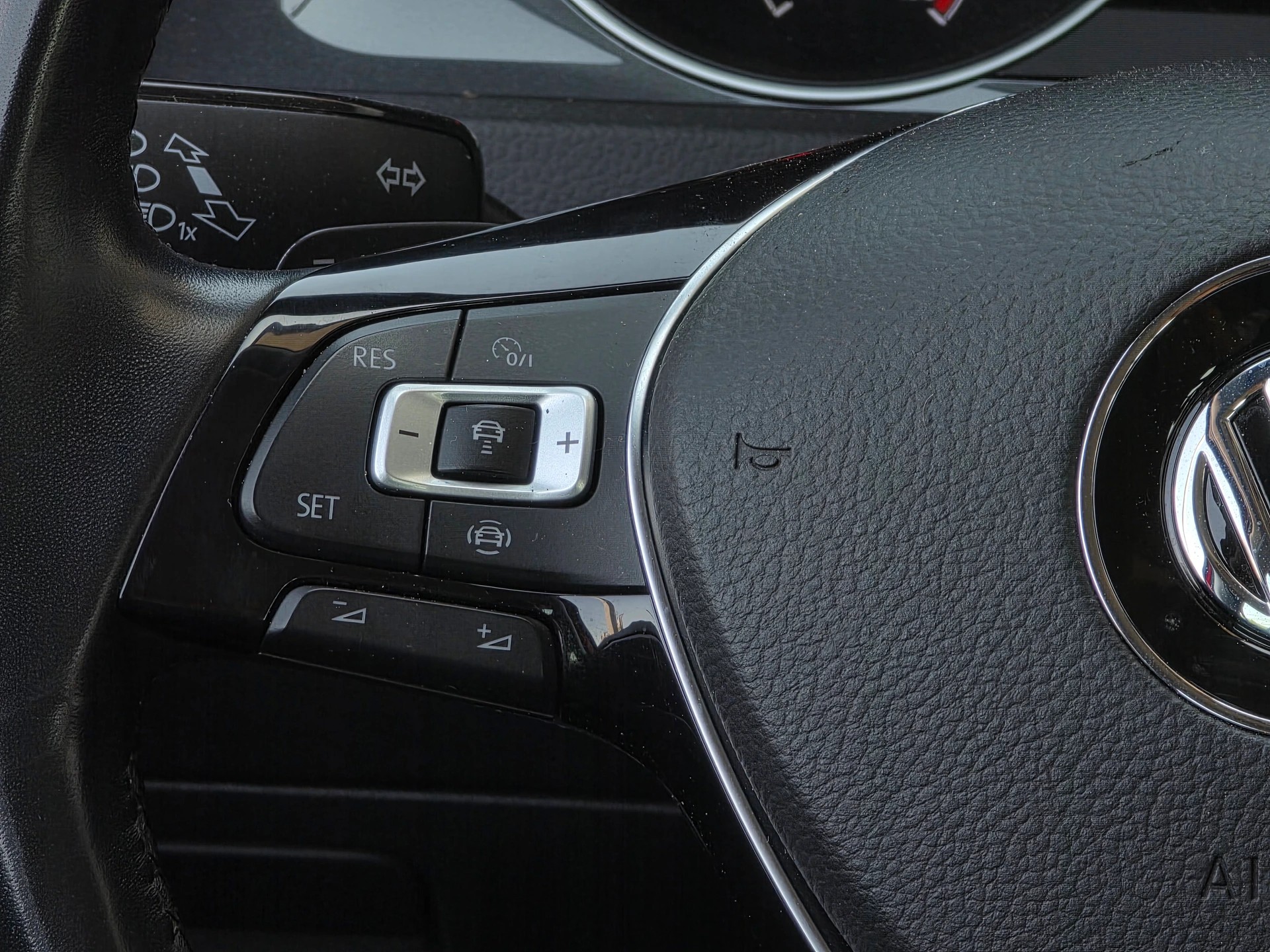 VW Golf Variant 2.0 TDI Comfortline DSG * CH-Fahrzeug * Frisch ab MFK *-image-10