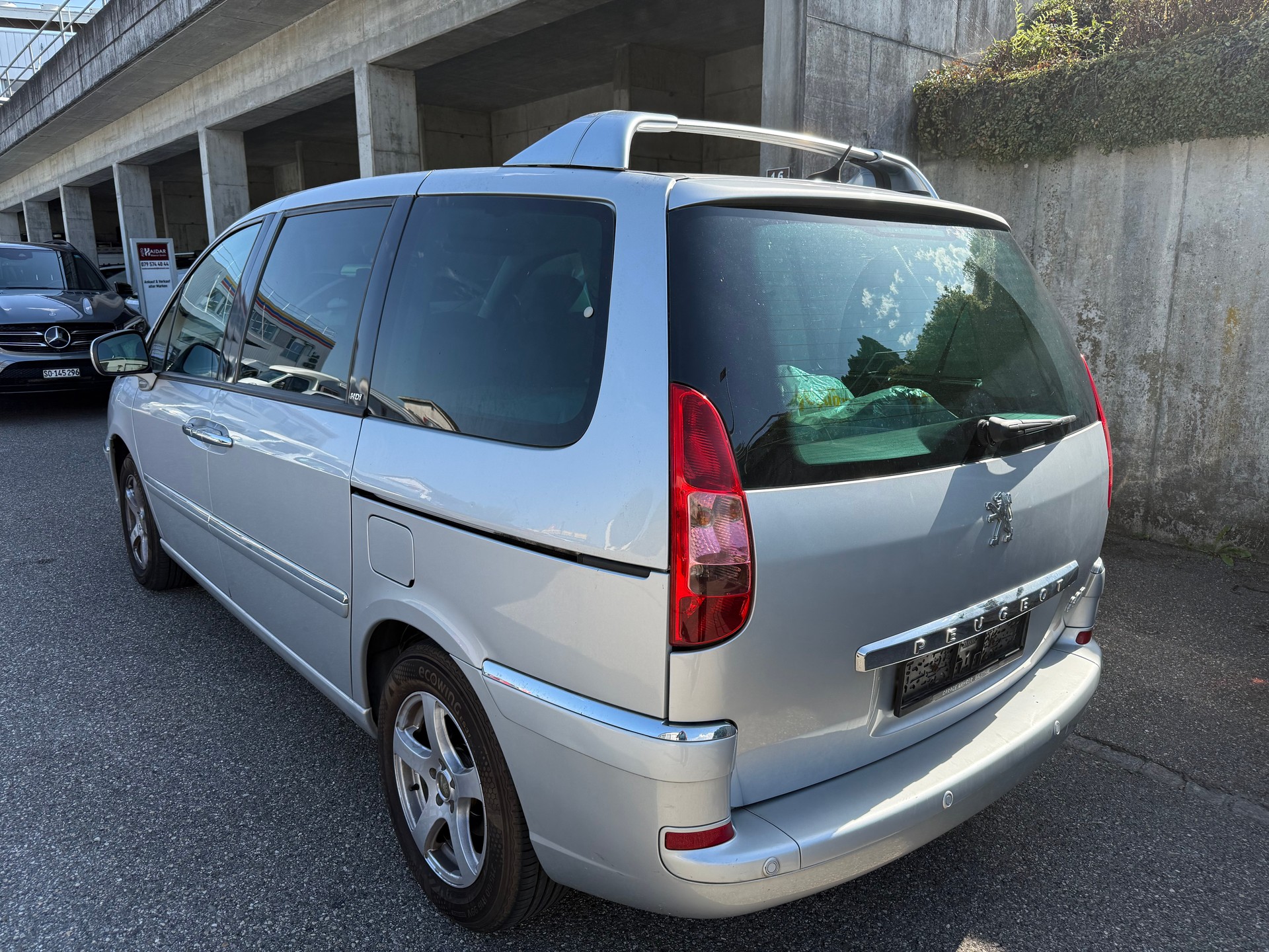 PEUGEOT 807 2.0 16V HDi (SR) Family-image-5