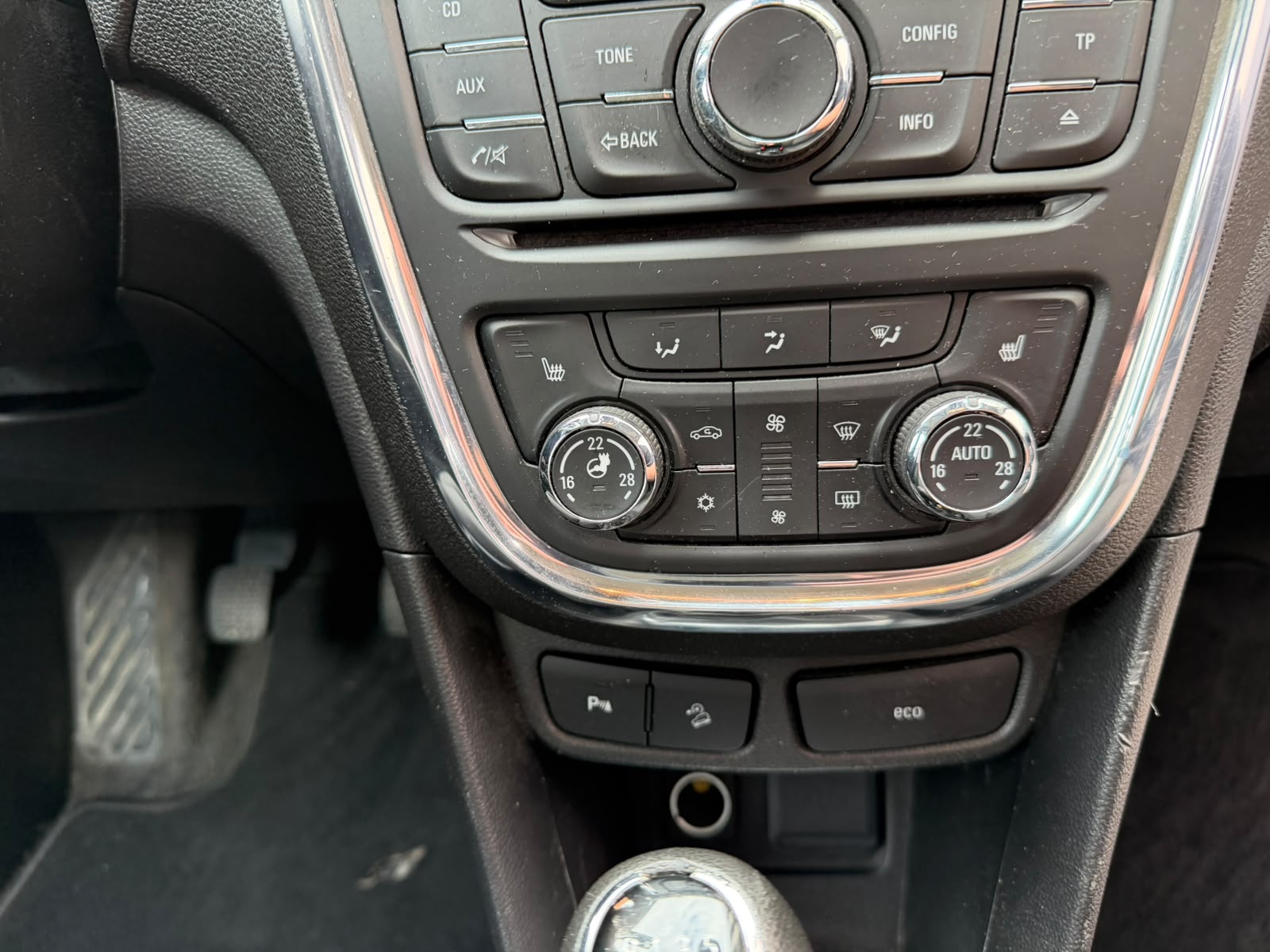 OPEL Mokka 1.4i 16V Turbo Cosmo 4WD-image-15