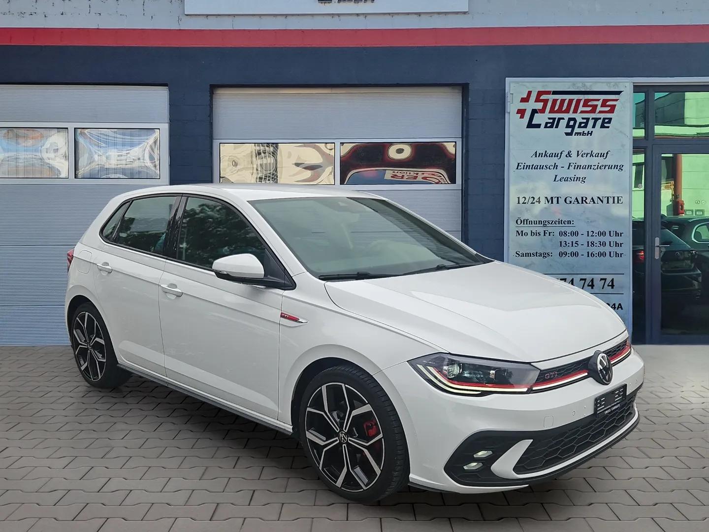 VW Polo 2.0 TSI GTI DSG mit Leder/Alcantara & Rückfahrkamera + 18" Alufelgen-showroom-element-1