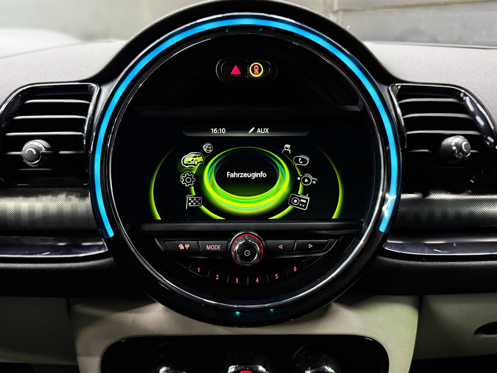 MINI Clubman Cooper D Steptronic-image-18