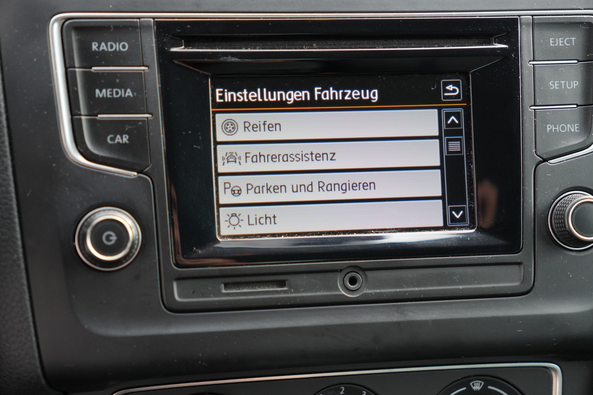 VW Polo 1.4 TDI BMT Comfortline DSG-image-12
