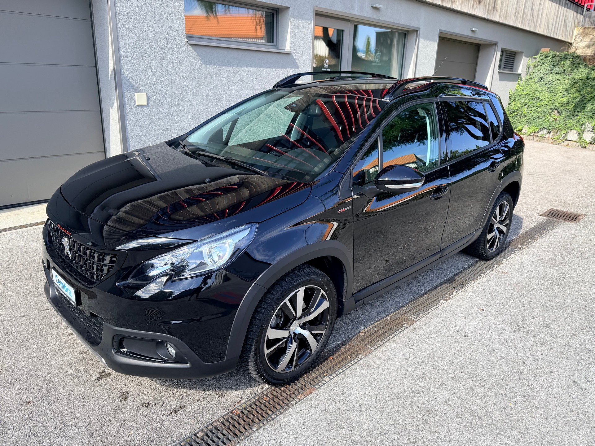 PEUGEOT 2008 1.2 PureTech GT Line EAT6-image-0