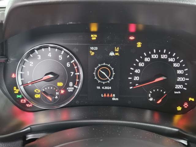 SUZUKI Swift 1.2 1st Edition Top Hybrid 4x4-image-5