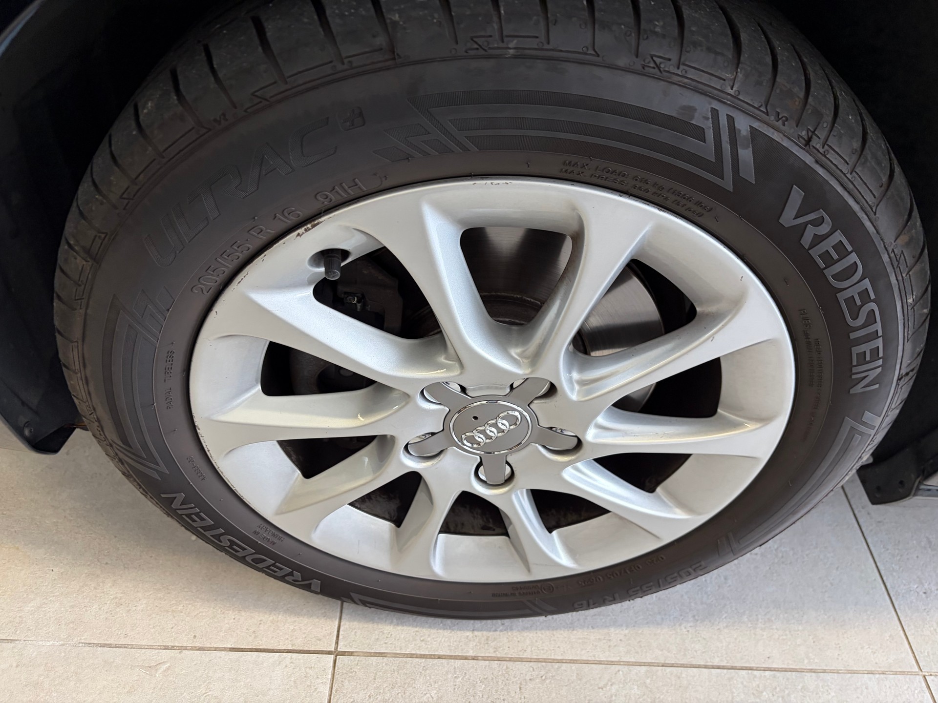 AUDI A3 Sportback 2.0 TDI Ambition quattro-image-5