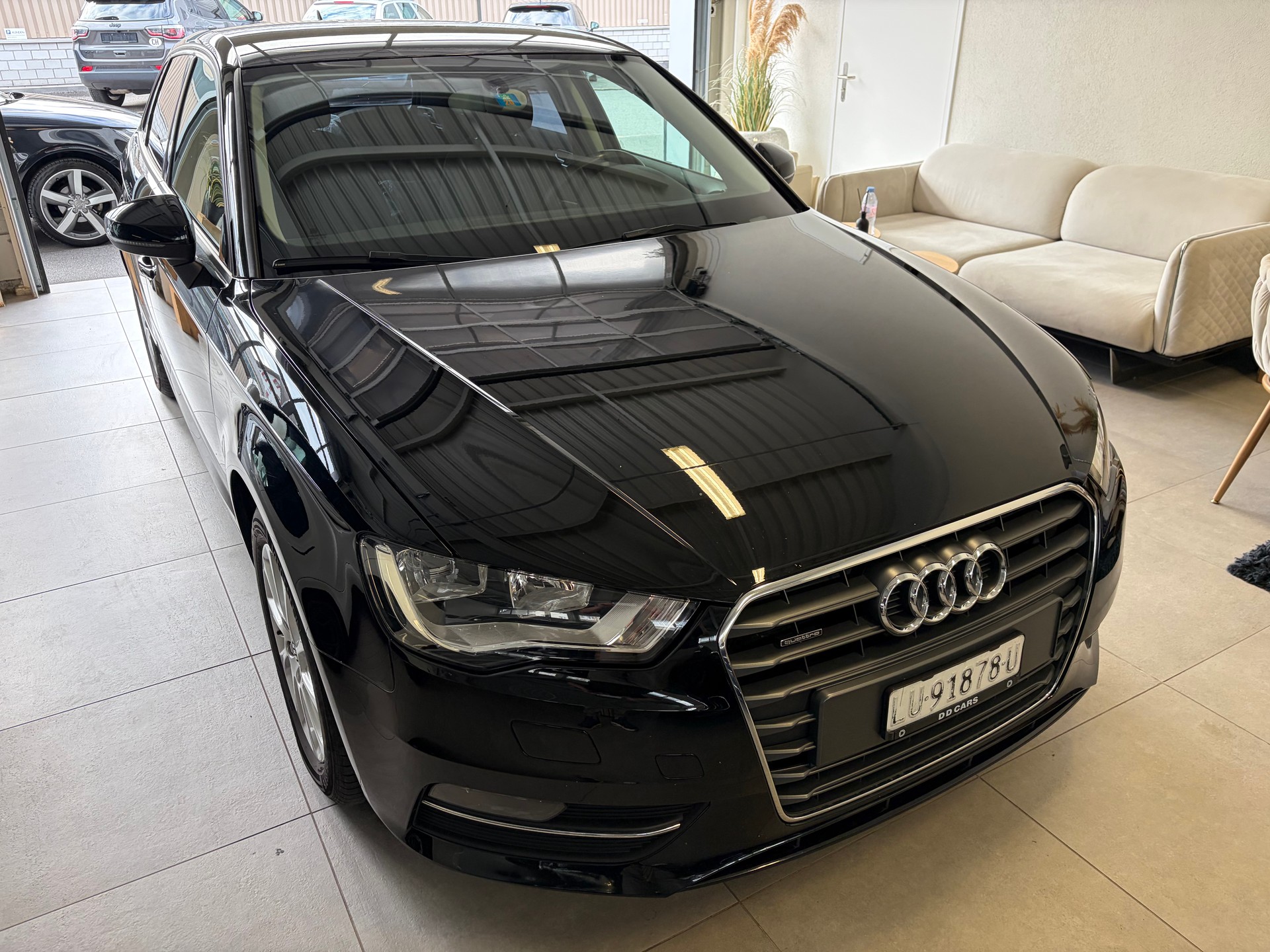 AUDI A3 Sportback 2.0 TDI Ambition quattro-image-4