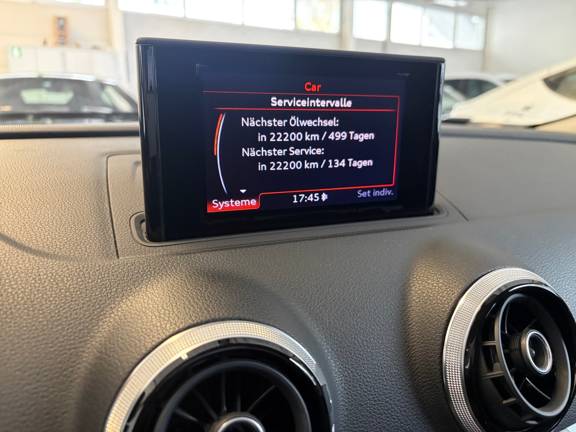 AUDI A3 Sportback 2.0 TDI Ambition quattro-image-12