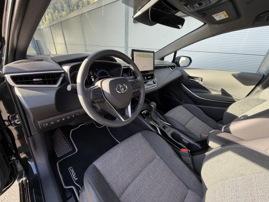 TOYOTA Corolla TS 1.8 HSD Swiss-image-9