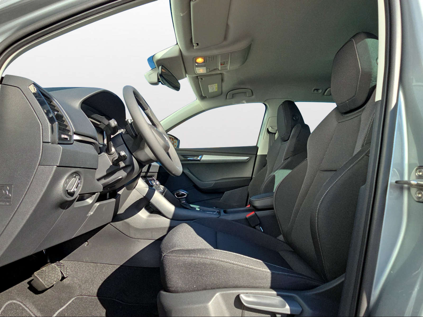 SKODA Karoq 2.0 TDI CR Selection 4x4 DSG-image-6