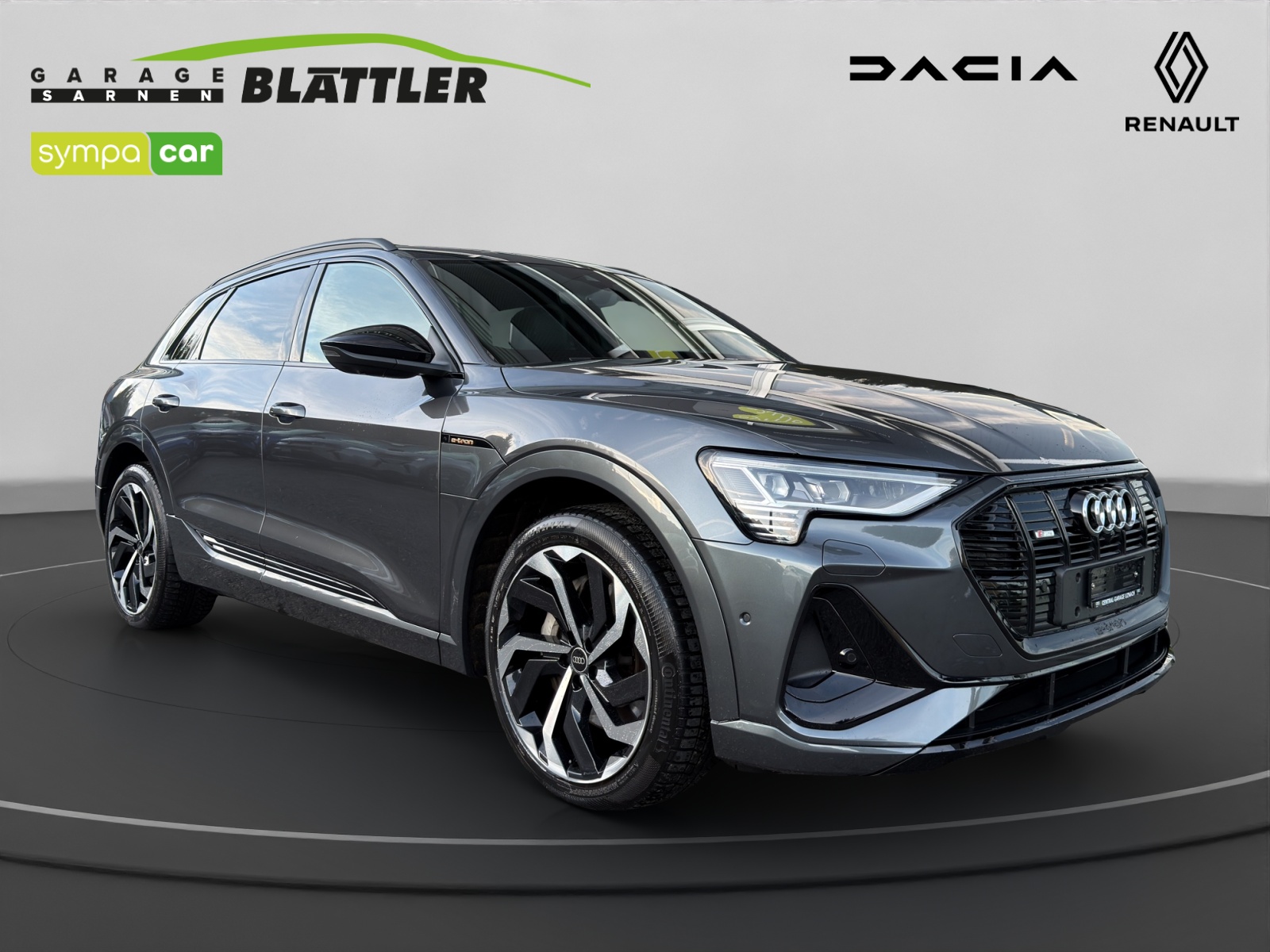 AUDI e-tron 55 S Line quattro-image-3