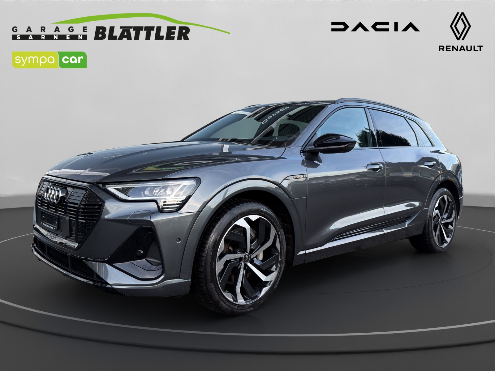 AUDI e-tron 55 S Line quattro-image-1