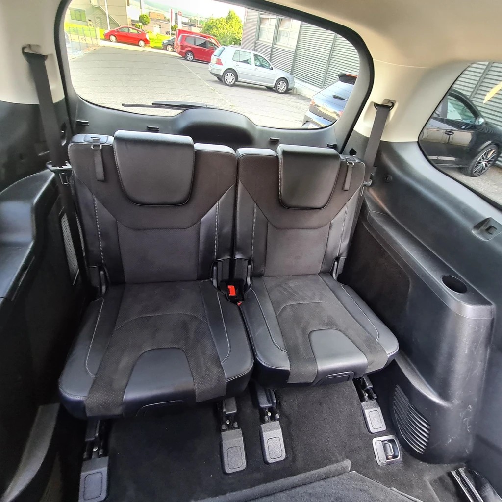 FORD Galaxy 2.0 TDCi Titanium PowerShift ** 7-Plätzer ** Teil-Leder ** Gr-Navi ** RF-Kamera **-image-11