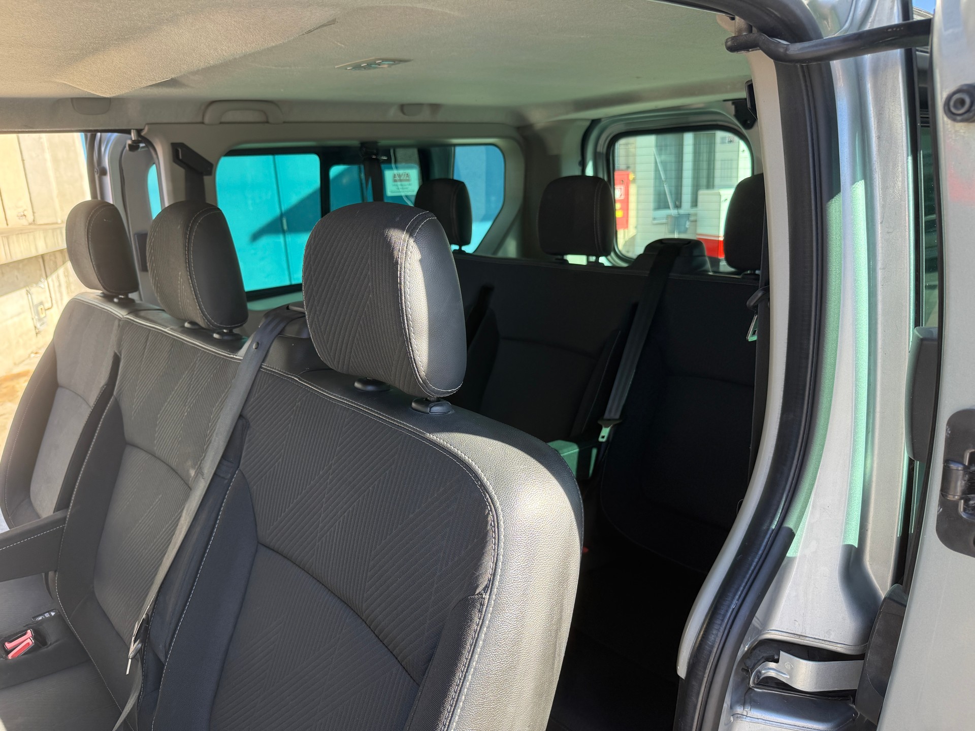 RENAULT Trafic Blue dCi 170 Passenger Techno EDC-image-7