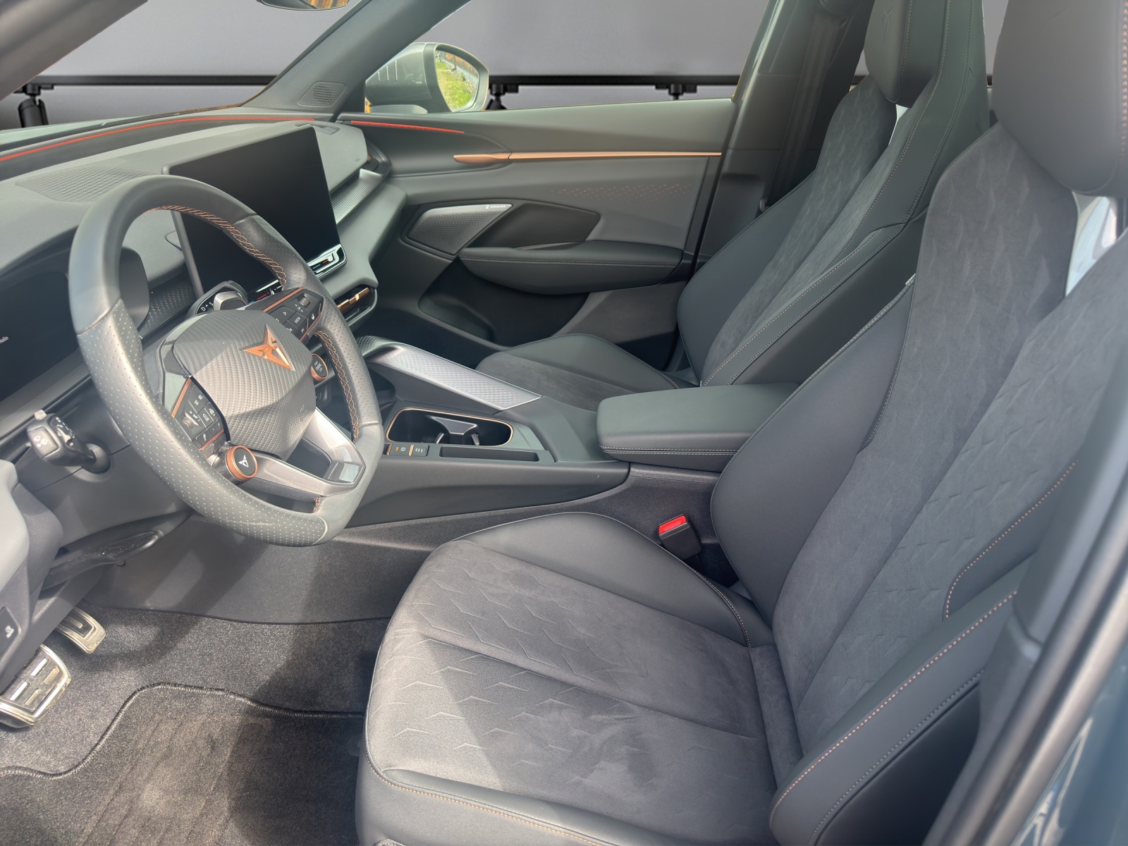 CUPRA Terramar 1.5 eTSI DSG-image-5