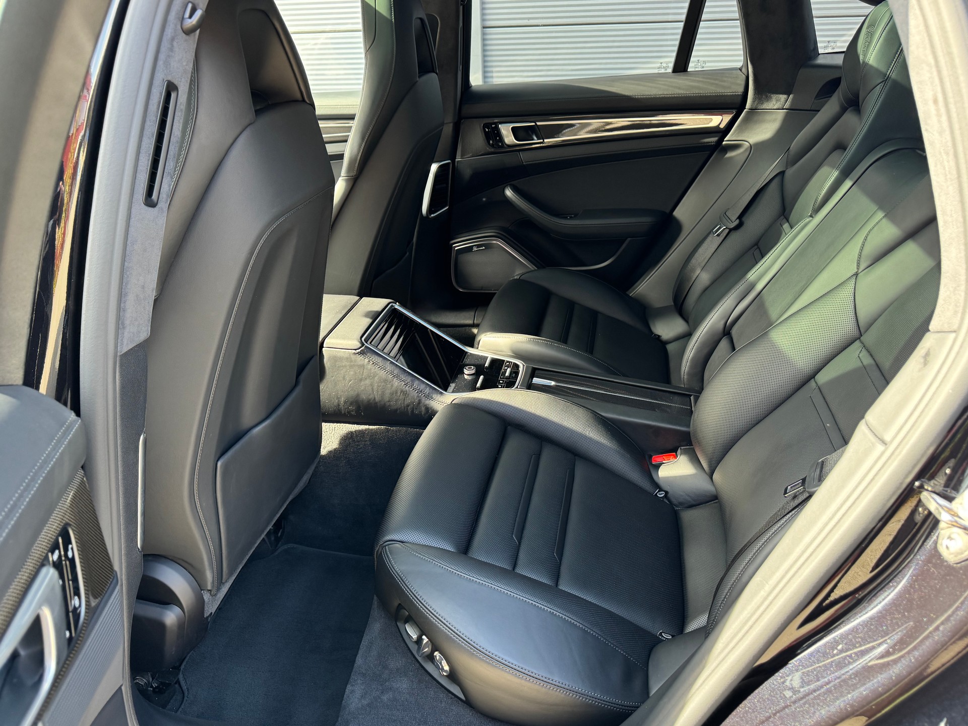 PORSCHE Panamera Turbo Sport Turismo PDK-image-8