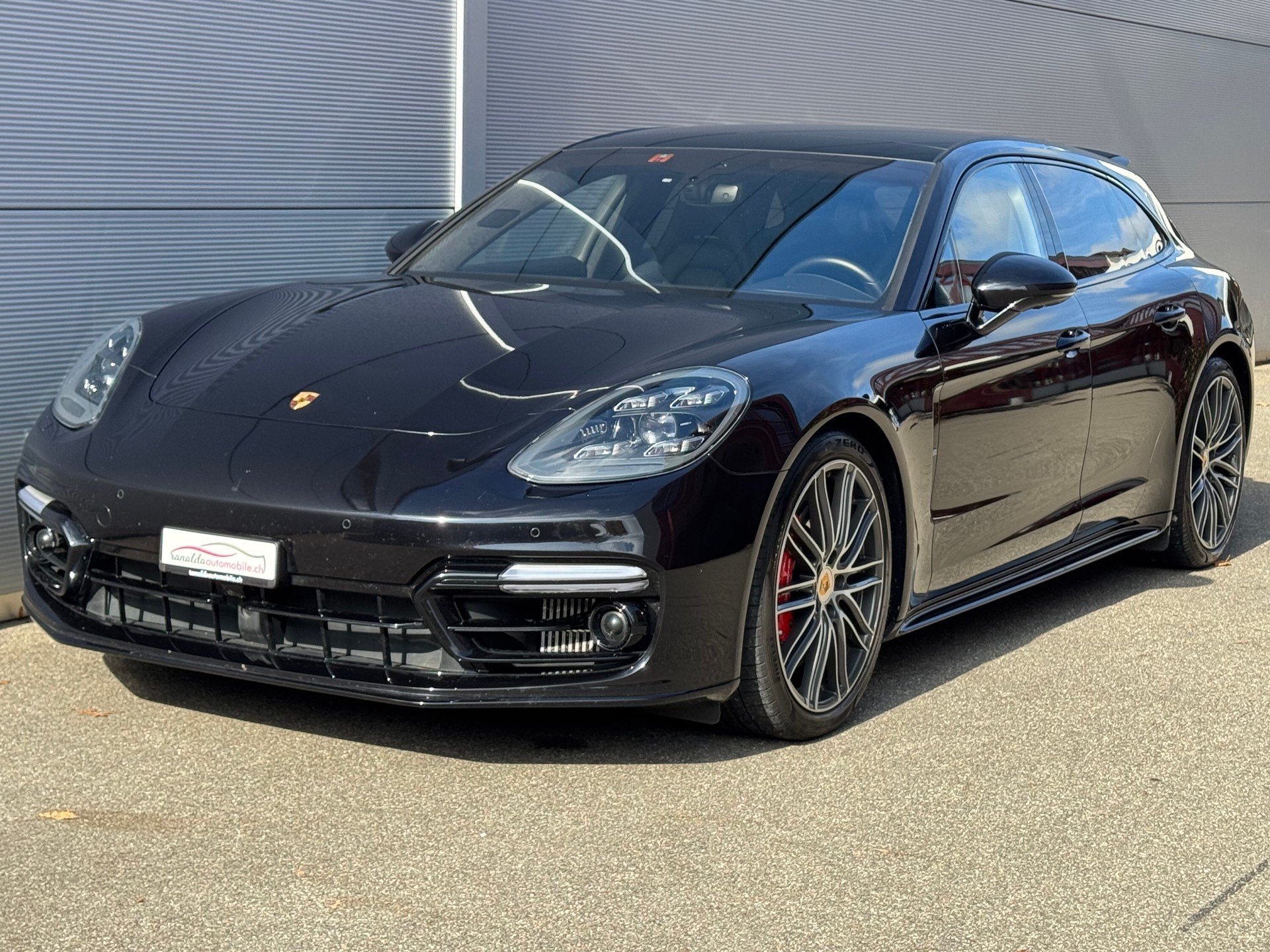 PORSCHE Panamera Turbo Sport Turismo PDK-showroom-element-2