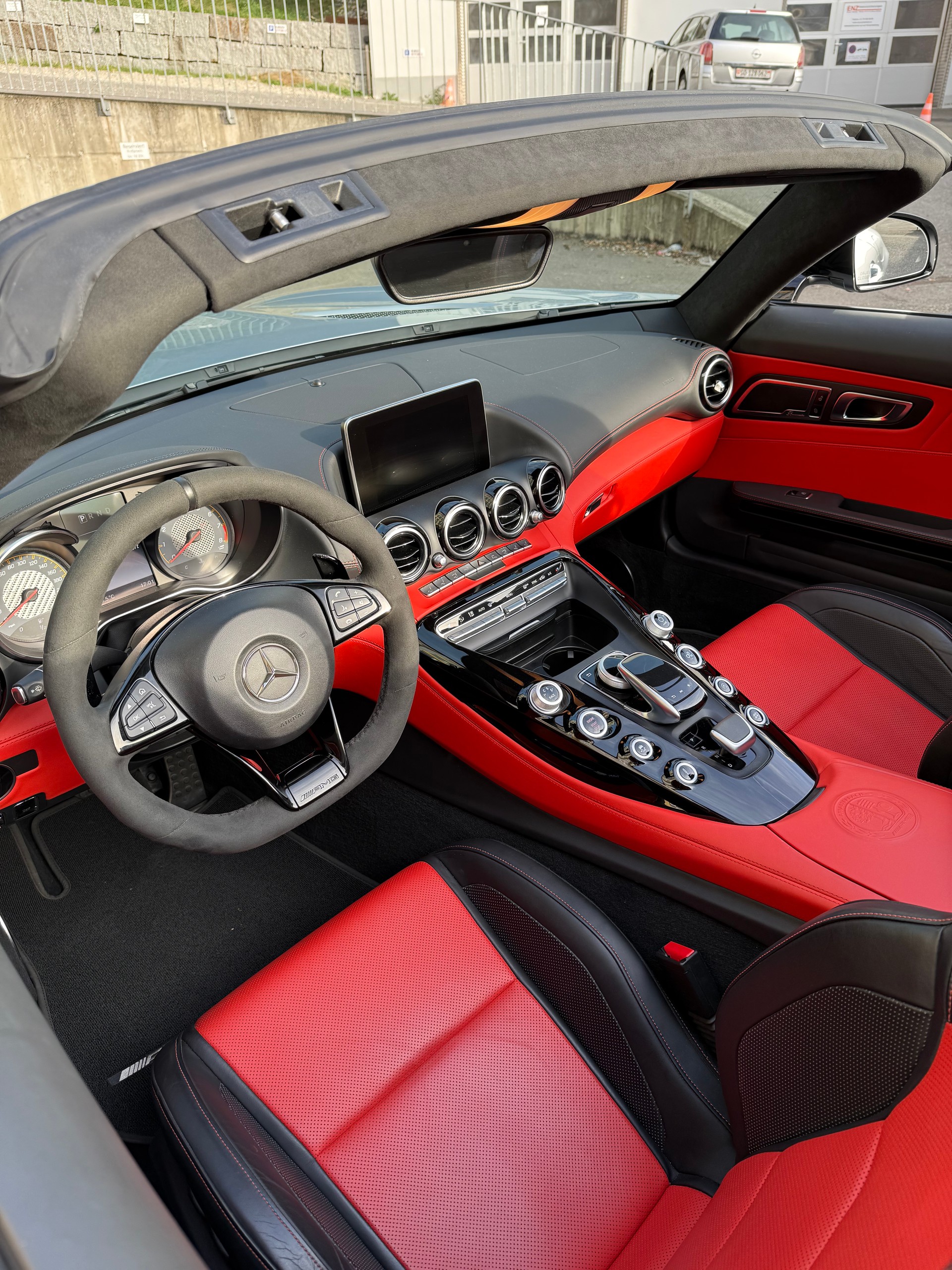 MERCEDES-BENZ AMG GT C-image-5