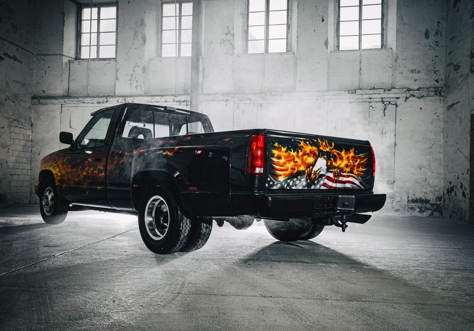 CHEVROLET Silverado 3500-image-2