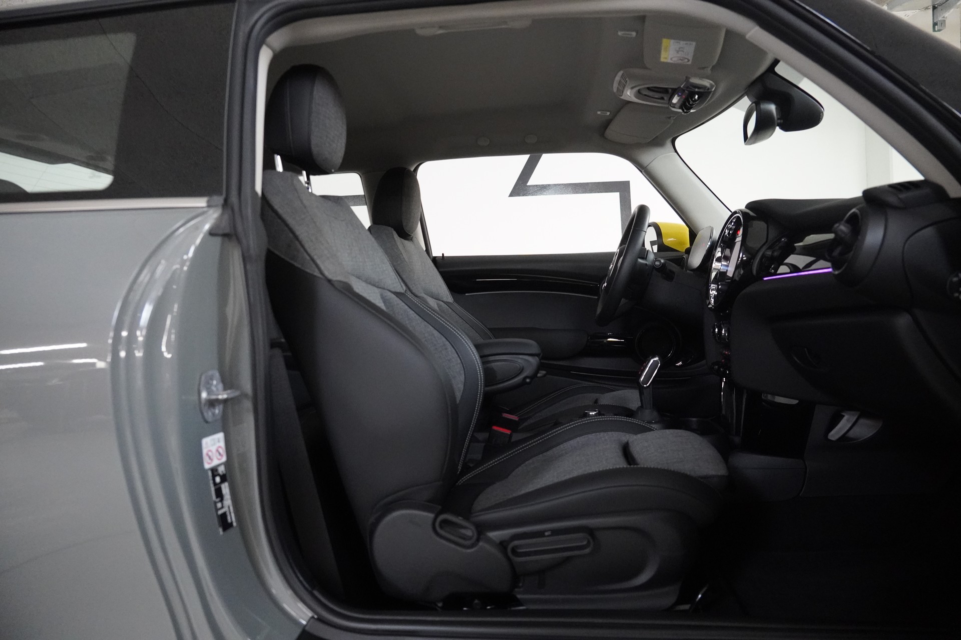 MINI Cooper SE-image-13