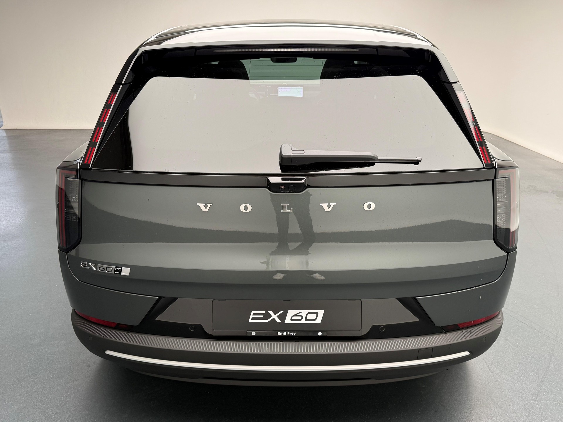 VOLVO EX60 Twin Ultra AWD-image-4