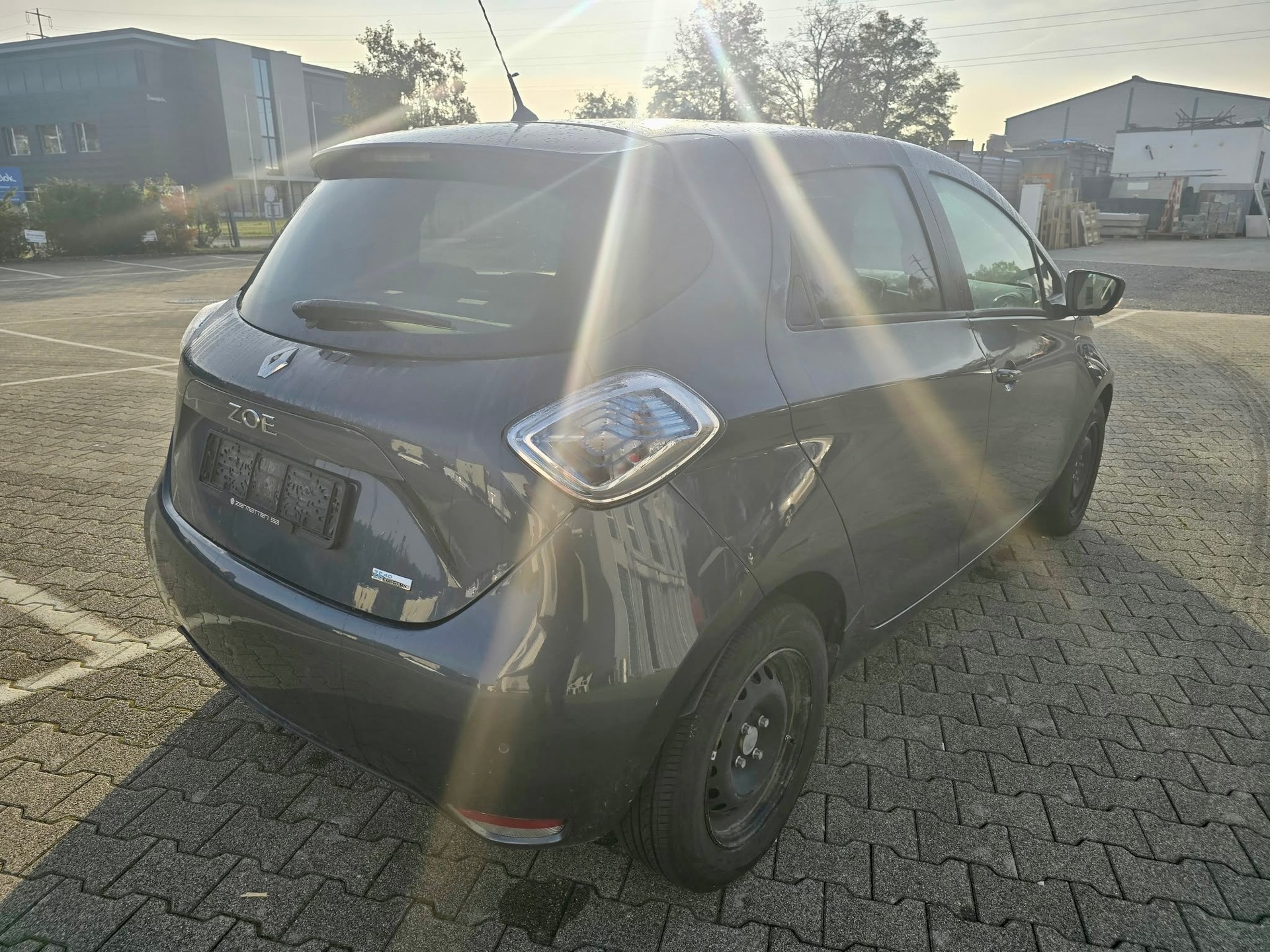 RENAULT ZOE-image-3