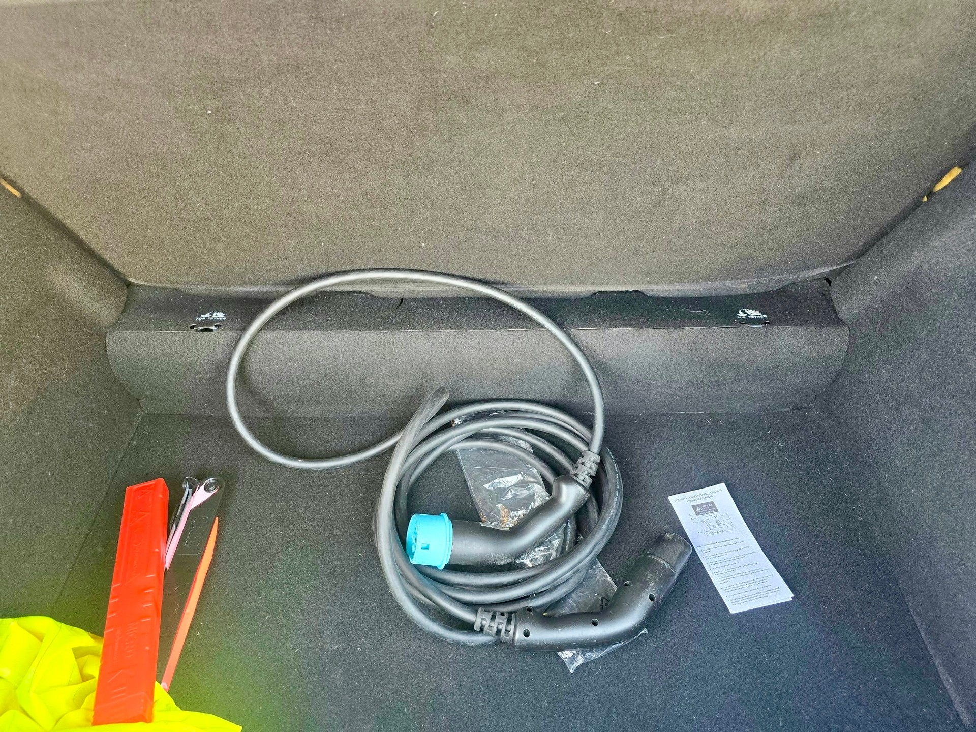 RENAULT ZOE-image-13