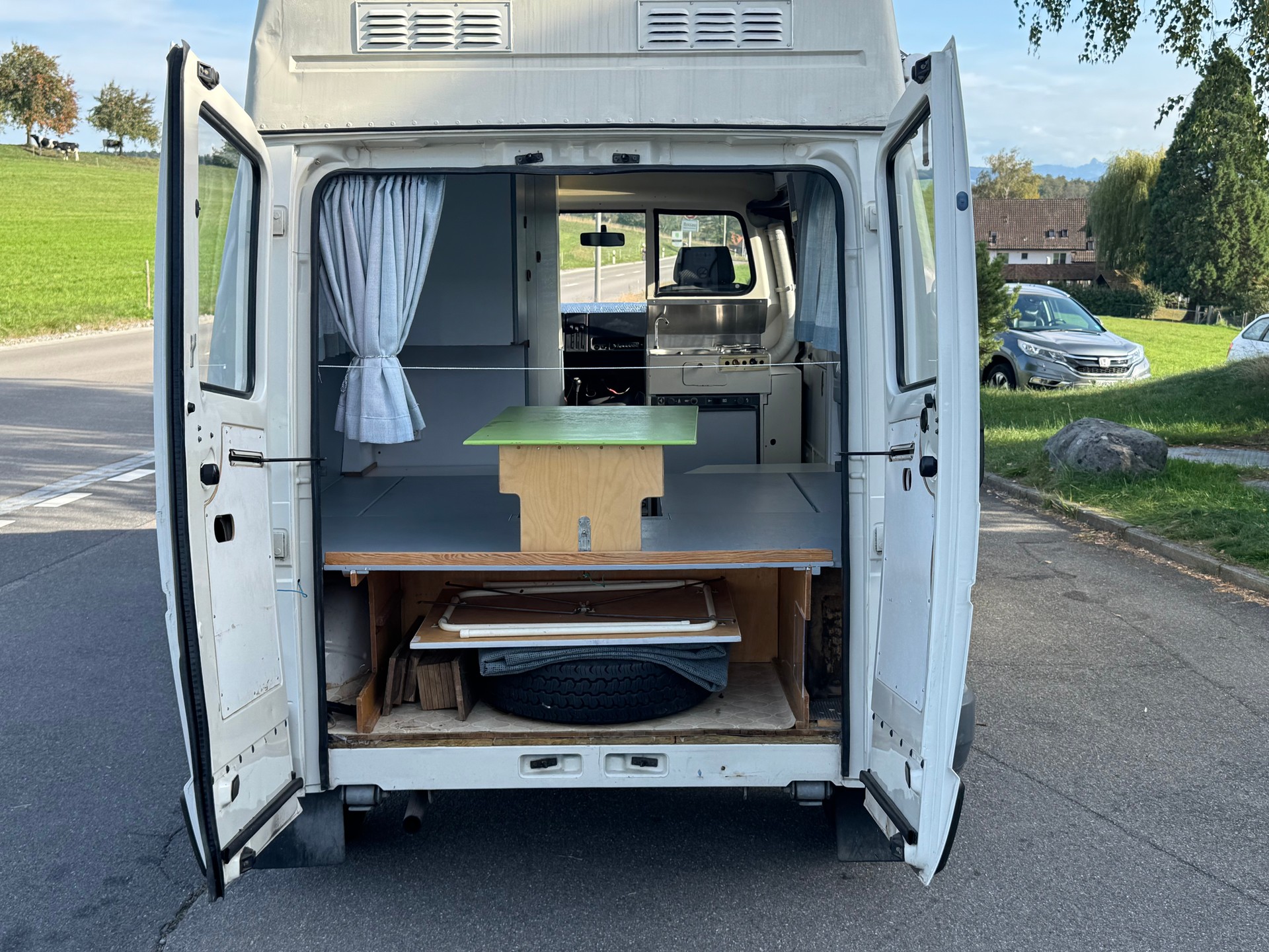 RENAULT TRAFIC-image-6