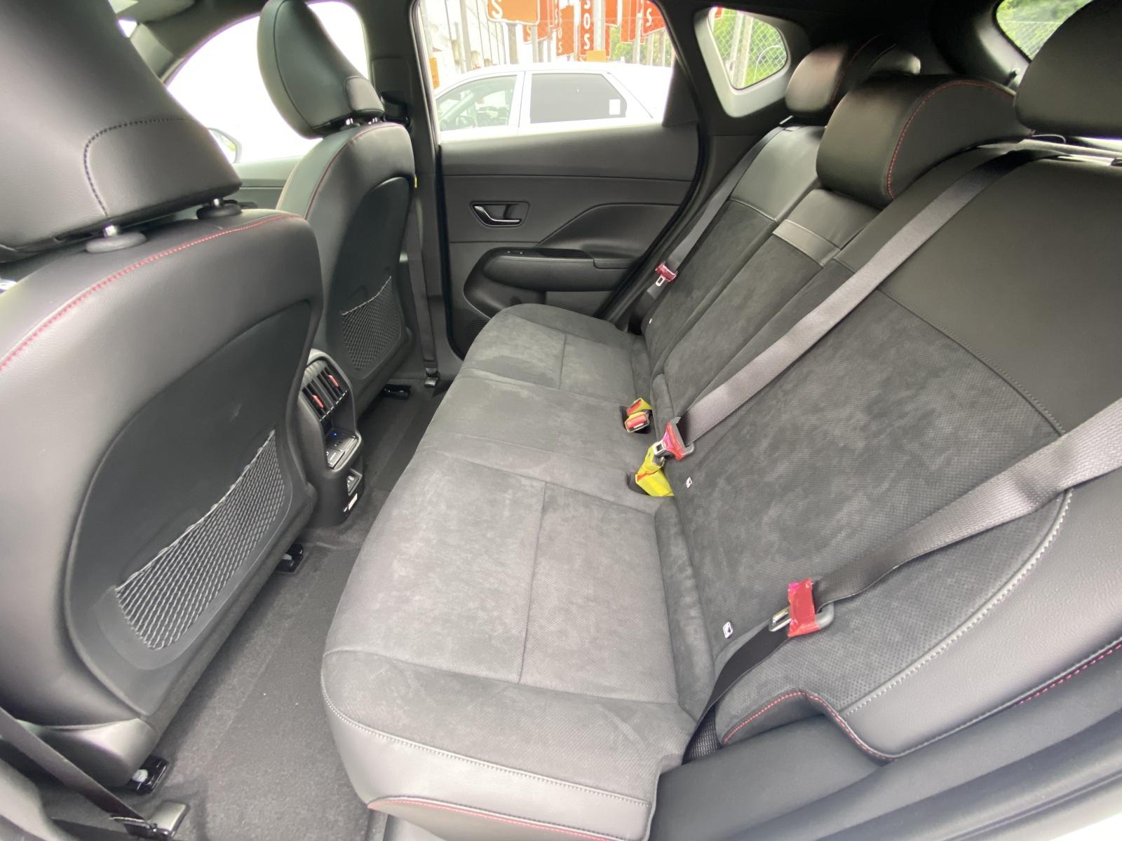 HYUNDAI Kona 65,4 kWh Electric N-Line-image-16