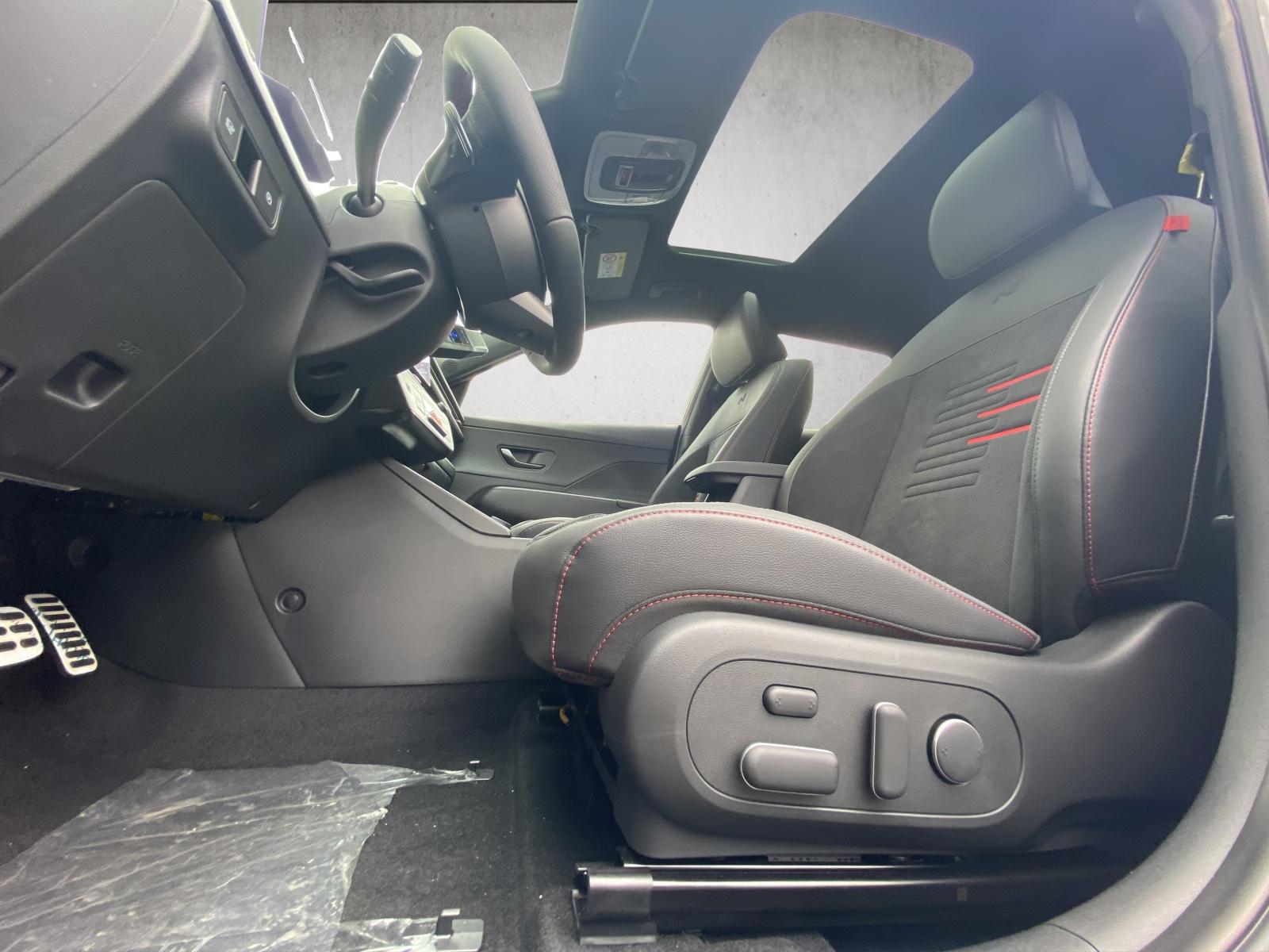 HYUNDAI Kona 65,4 kWh Electric N-Line-image-15