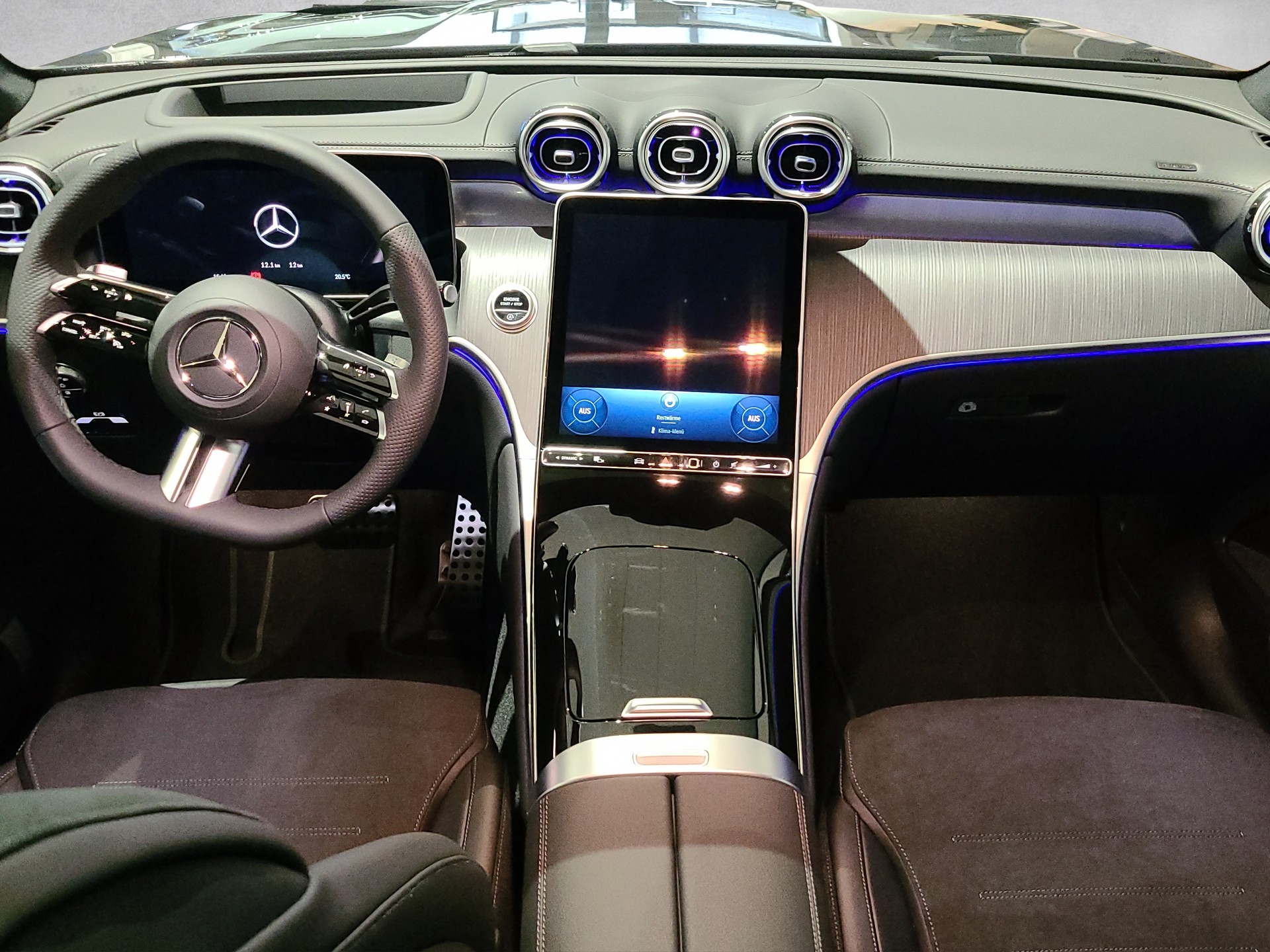 MERCEDES-BENZ GLC 220 d AMG Line 4M-image-12