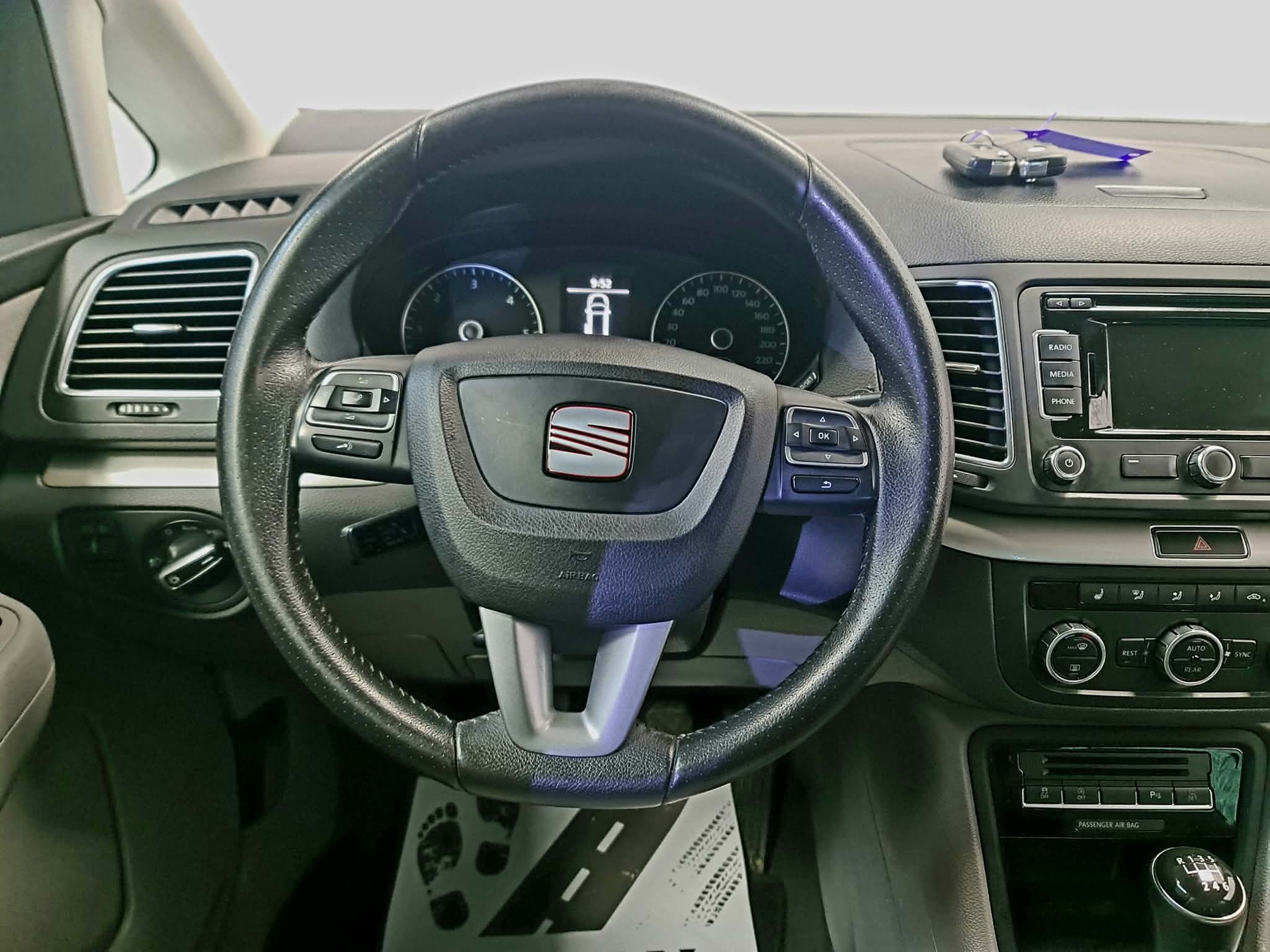 SEAT Alhambra 2.0 TDI E_Ecomotive Style-image-15