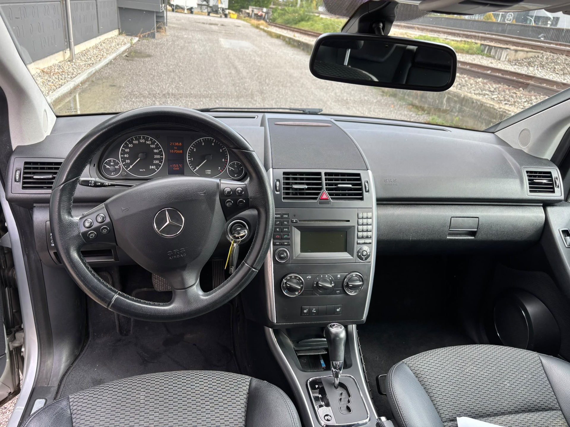 MERCEDES-BENZ A 180 (170) Avantgarde Autotronic-image-17