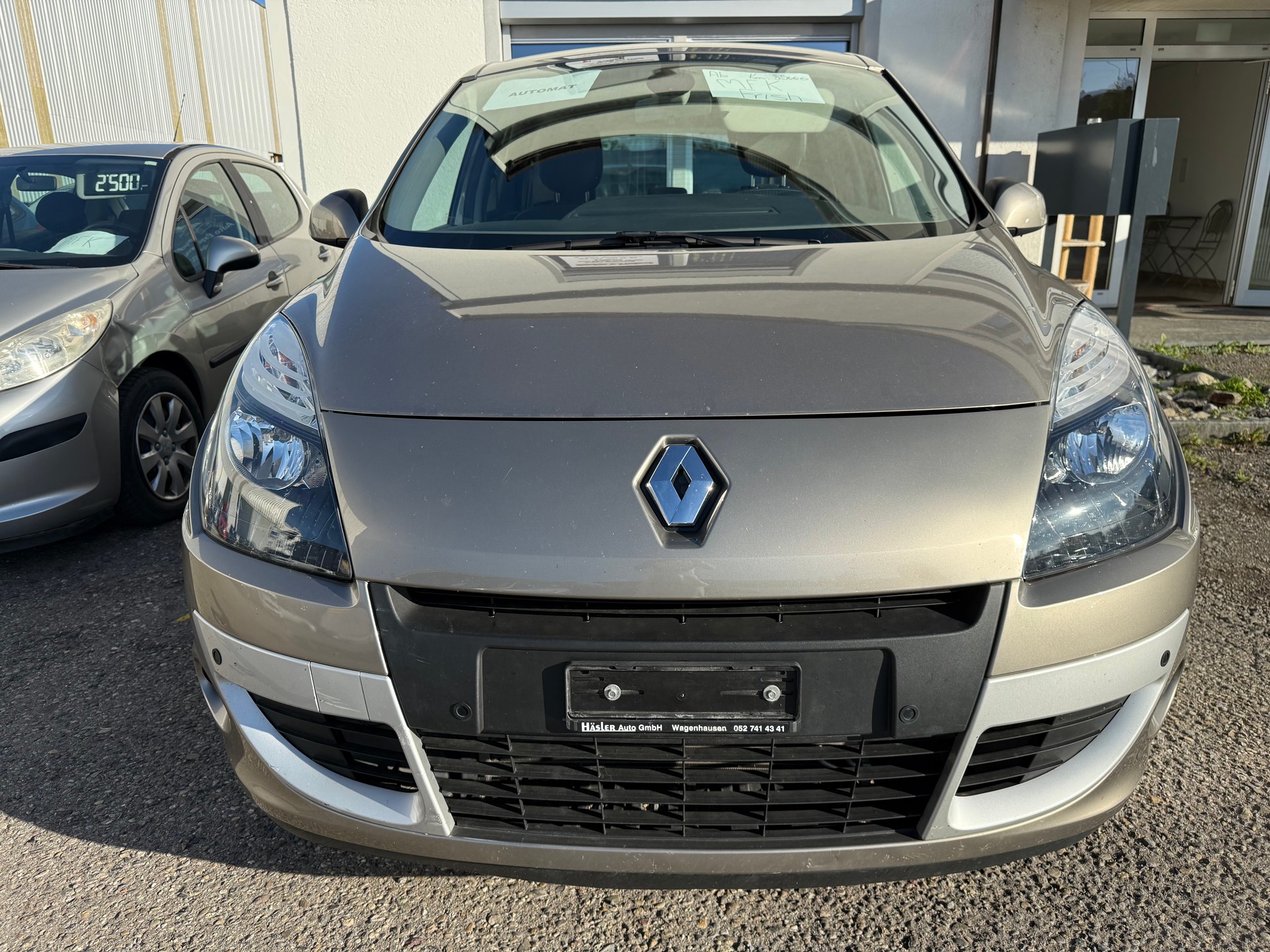 RENAULT Scénic 2.0 16V Privilège X-Tronic CVT-image-0