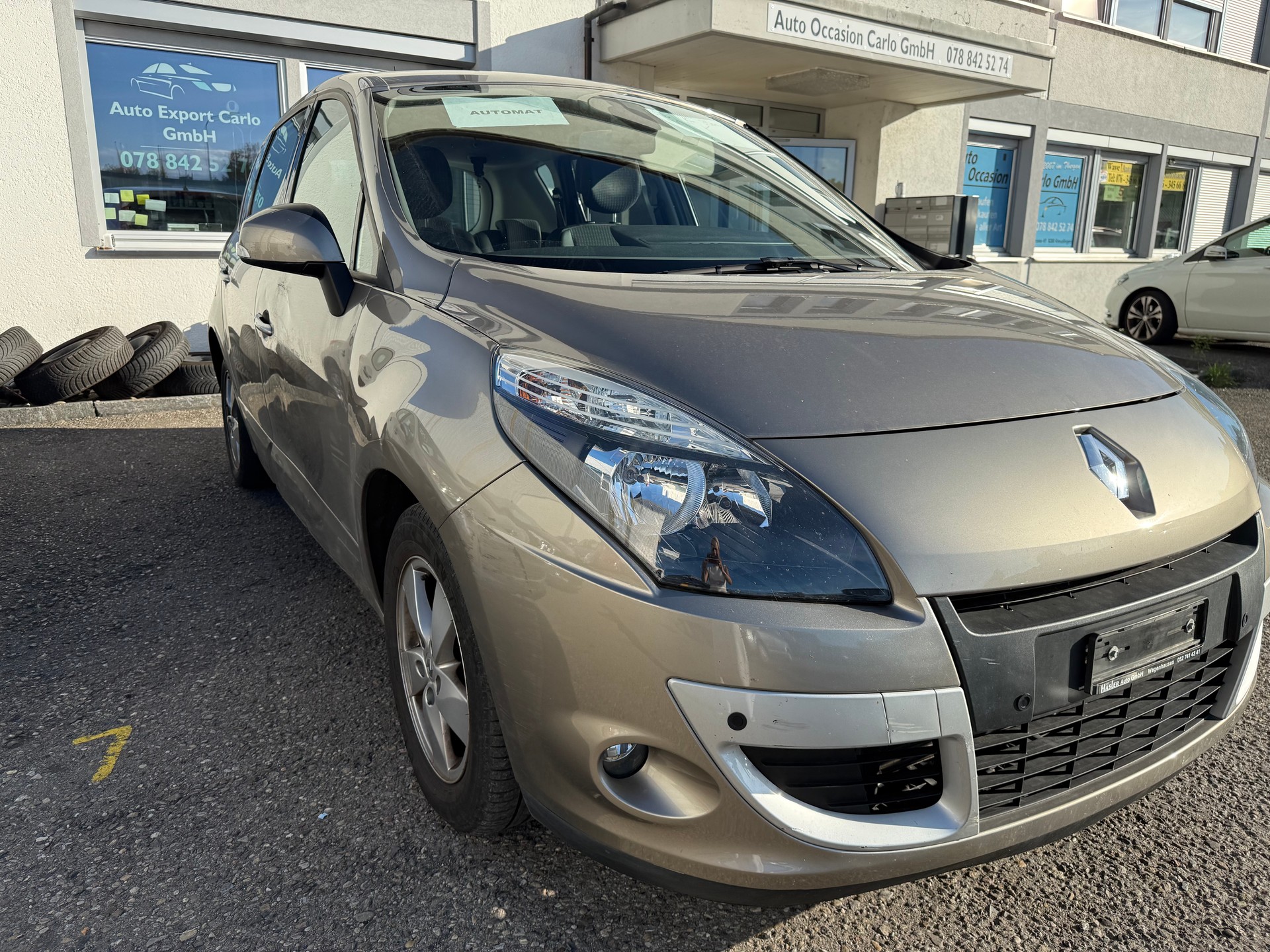 RENAULT Scénic 2.0 16V Privilège X-Tronic CVT-image-2