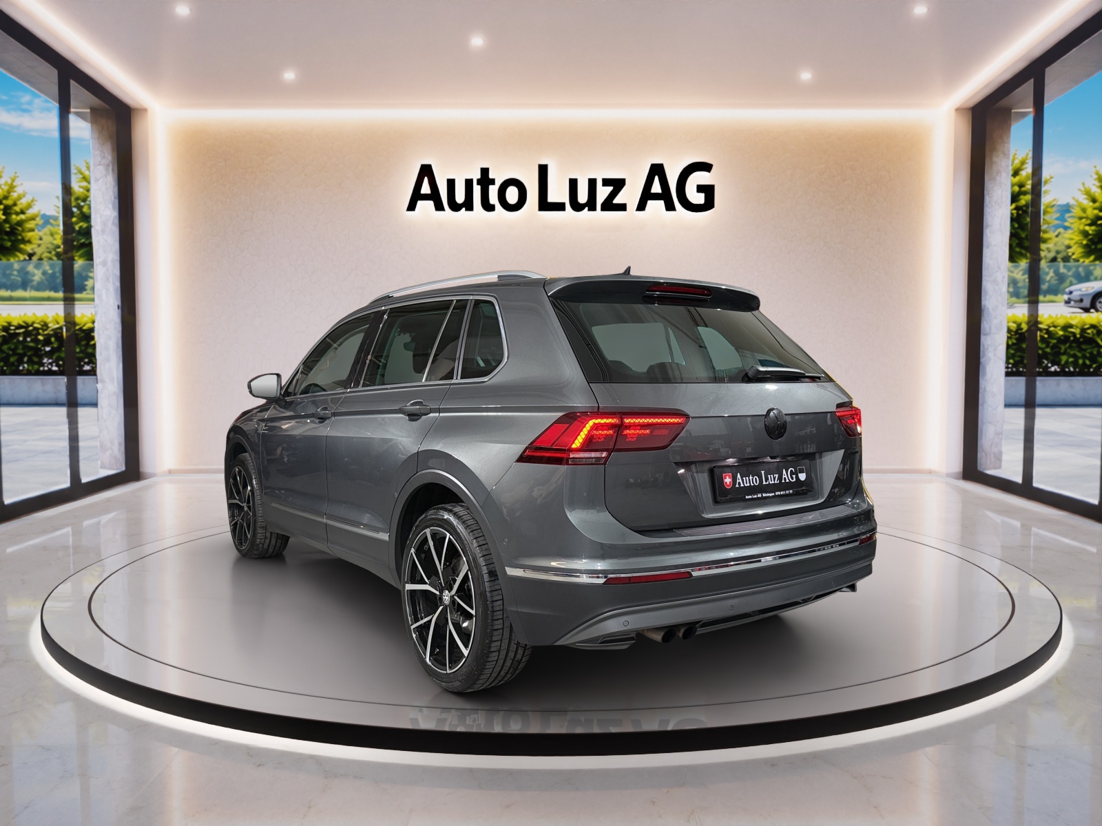 VW Tiguan 2.0TSI Highline 4Motion DSG-image-4