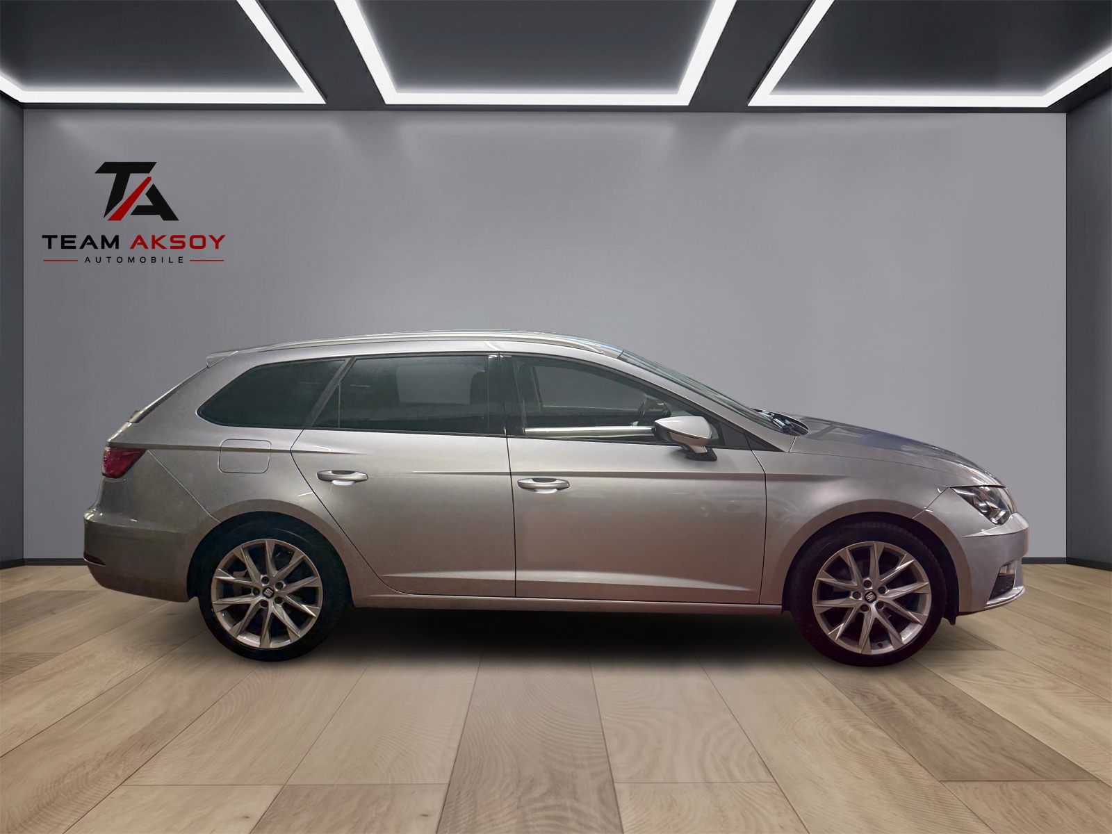 SEAT Leon ST 1.6 TDI CR Style DSG-image-3