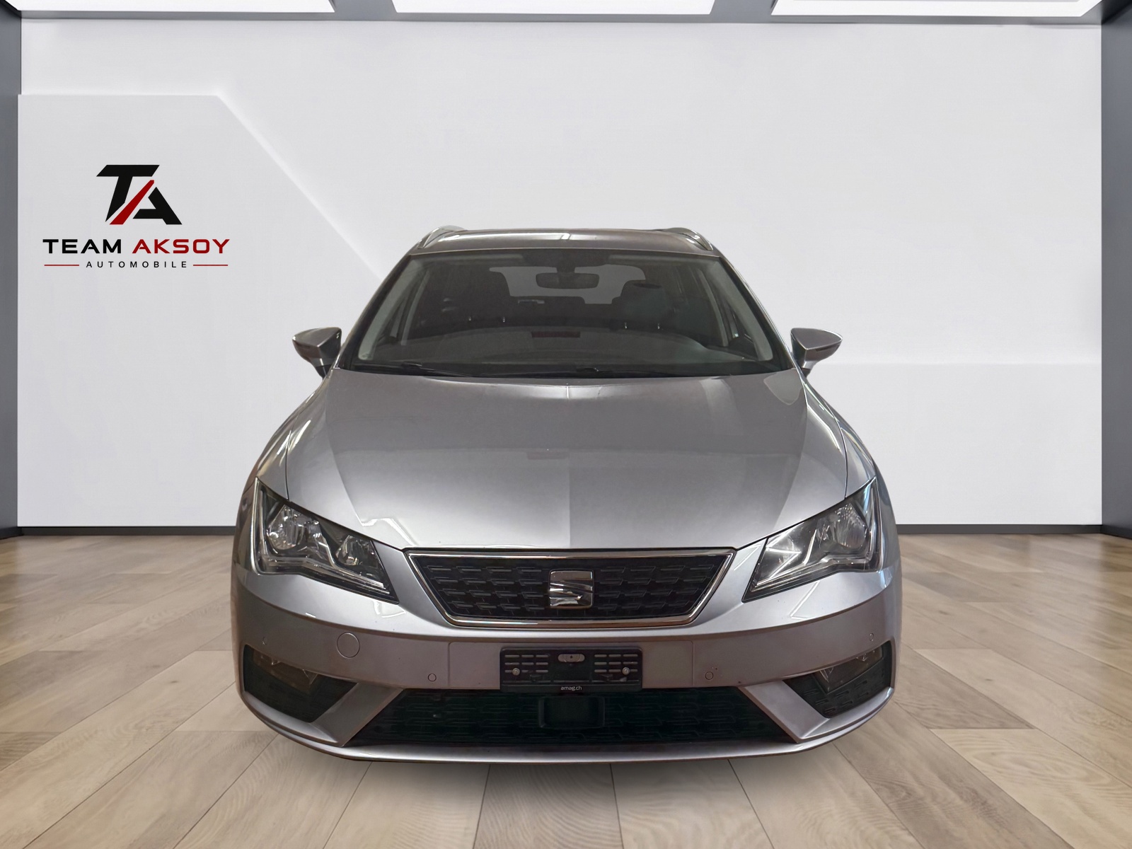 SEAT Leon ST 1.6 TDI CR Style DSG-image-1