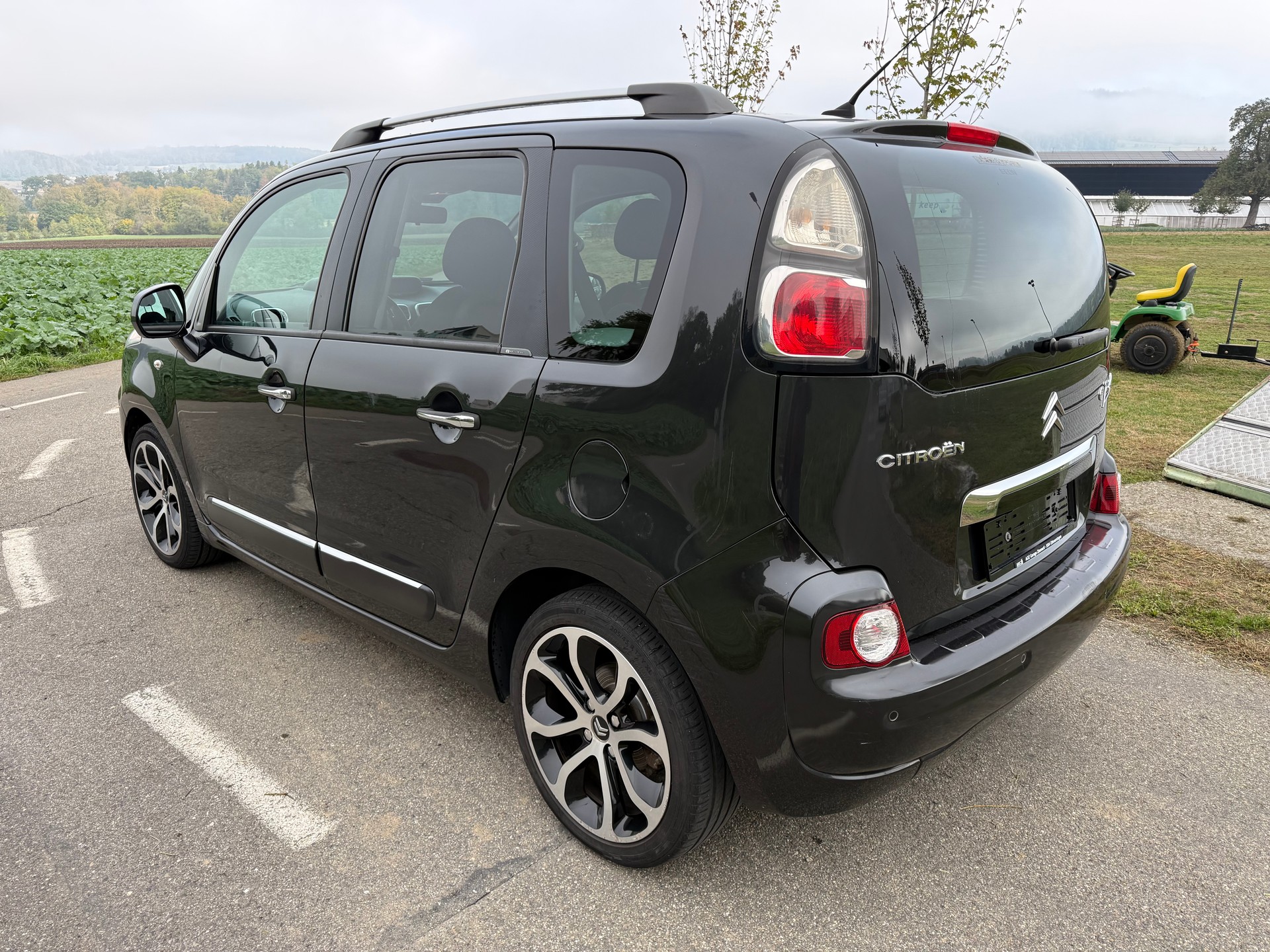 CITROEN C3 Picasso 1.6i 16V Exclusive-image-2