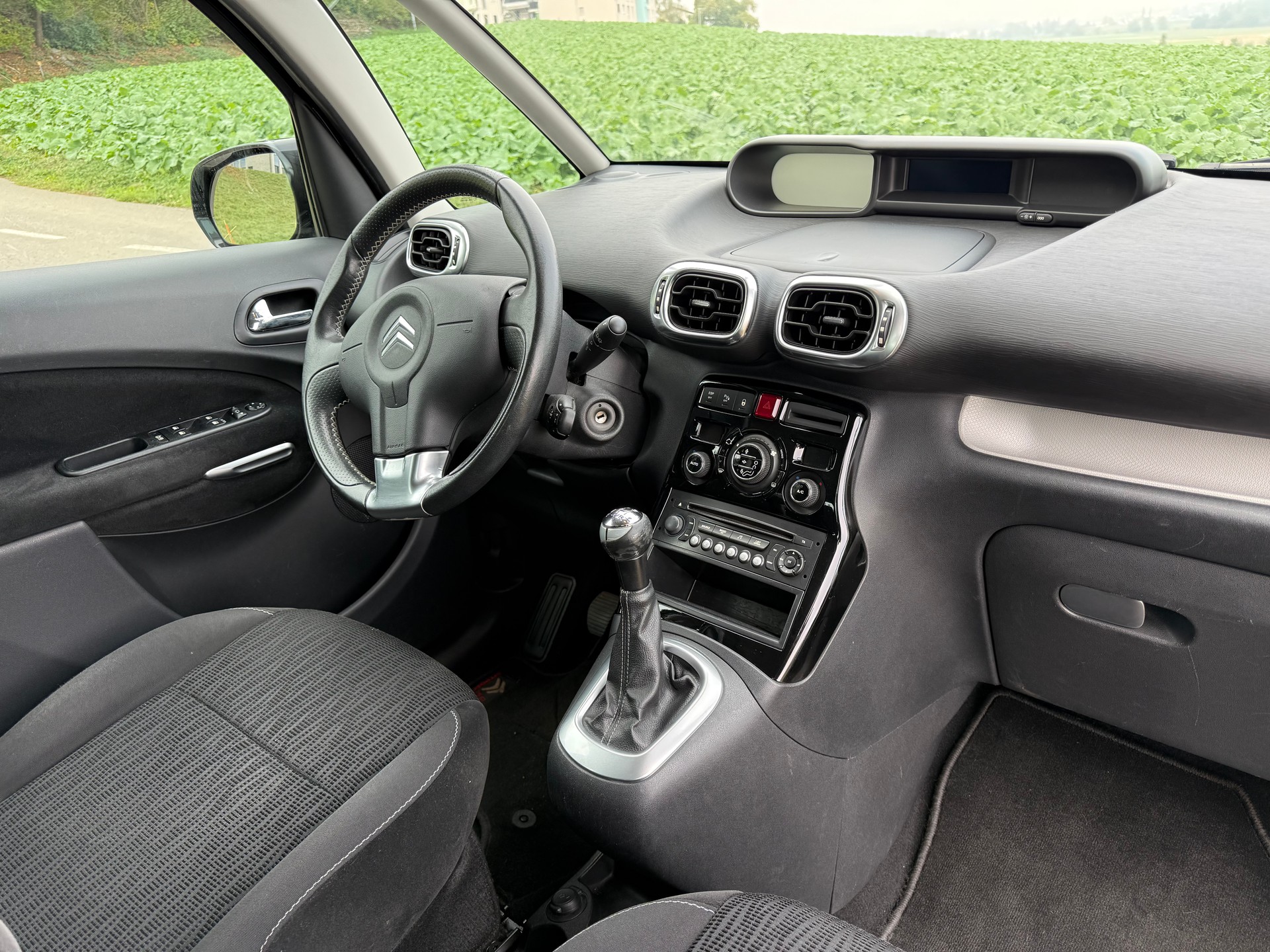 CITROEN C3 Picasso 1.6i 16V Exclusive-image-4
