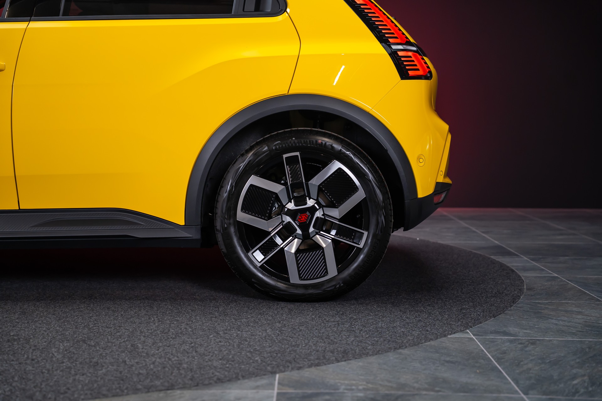 RENAULT R5 E-Tech Comfort Range techno / Rückfahrkamera / Tempomat / Lenkradheizung-image-34