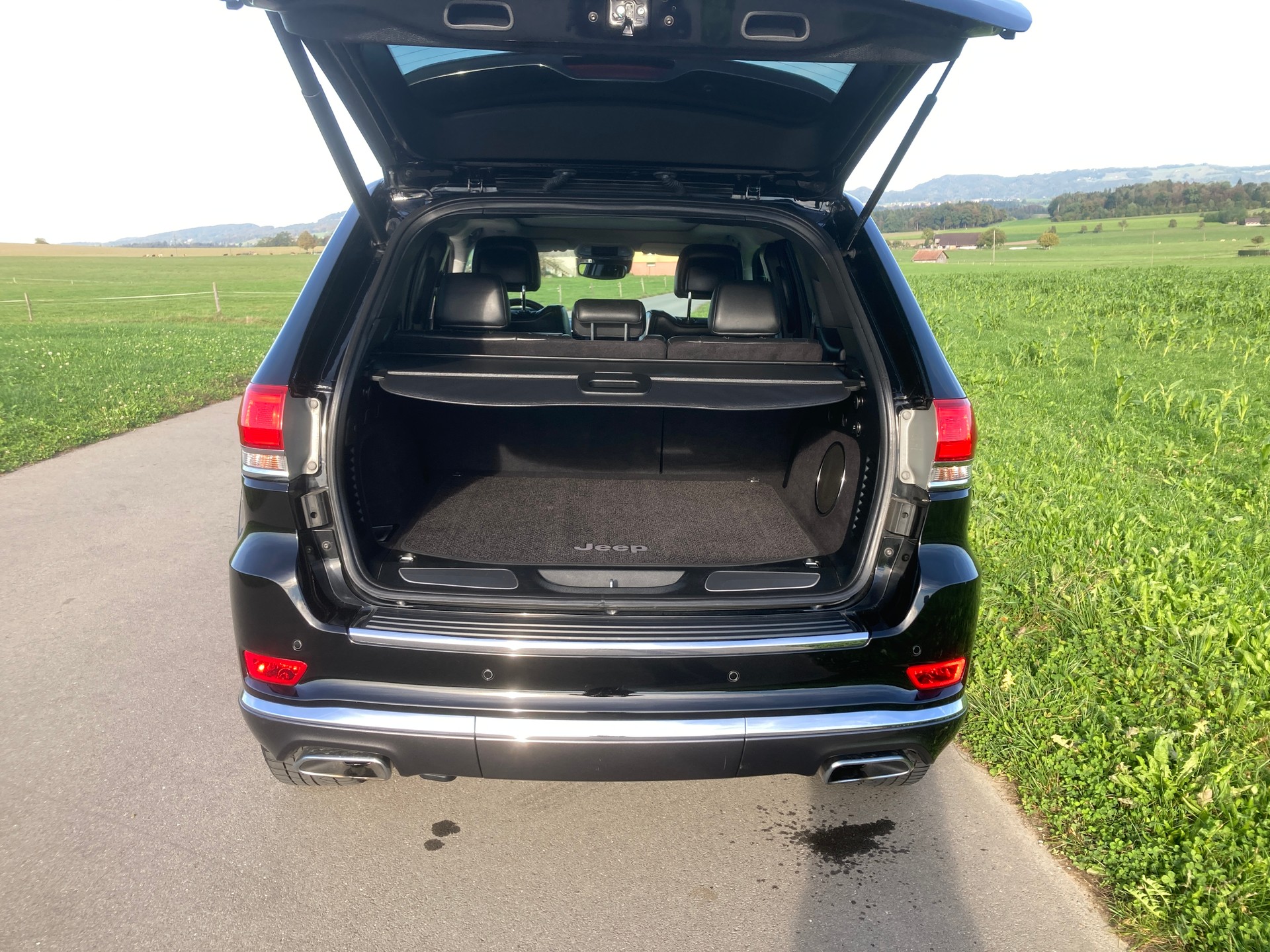 JEEP Grand Cherokee 3.0 CRD Summit Automatic-image-5
