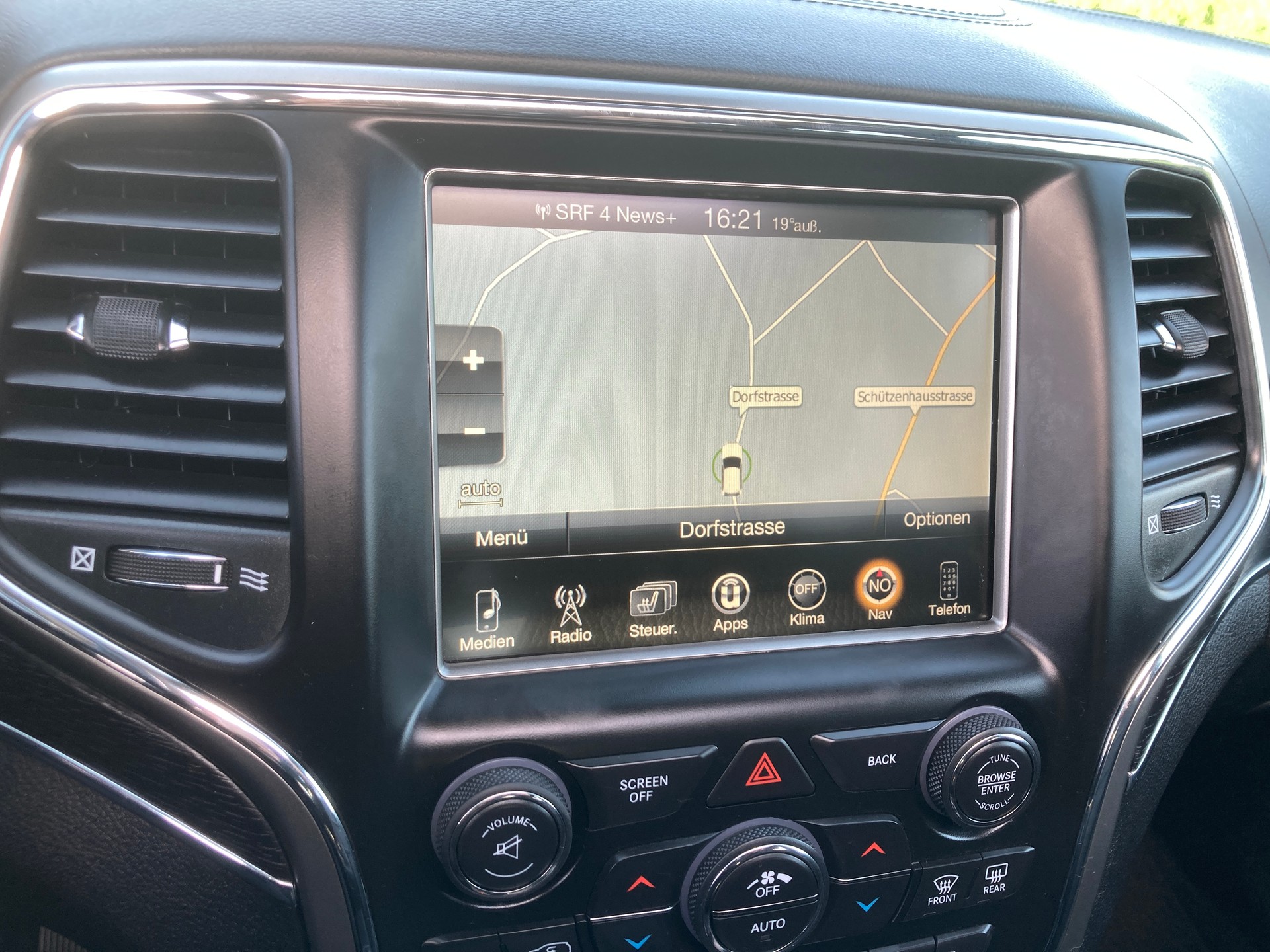 JEEP Grand Cherokee 3.0 CRD Summit Automatic-image-14